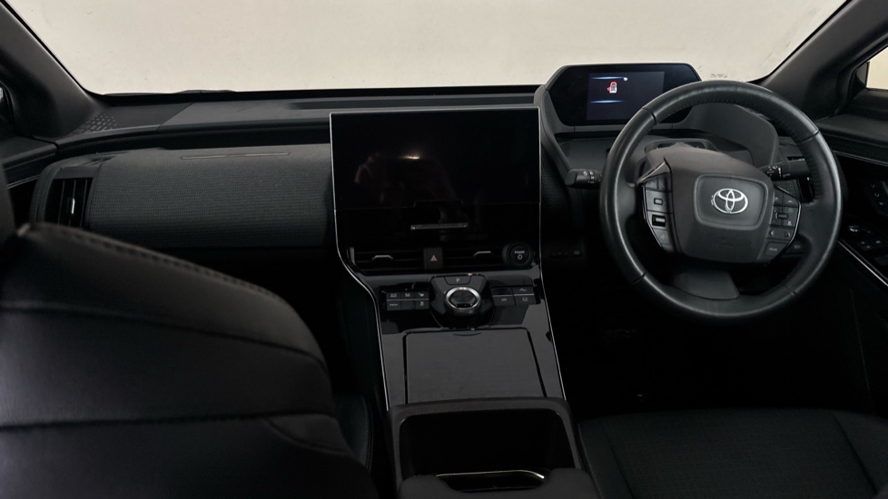 TOYOTA BZ4X Image 11