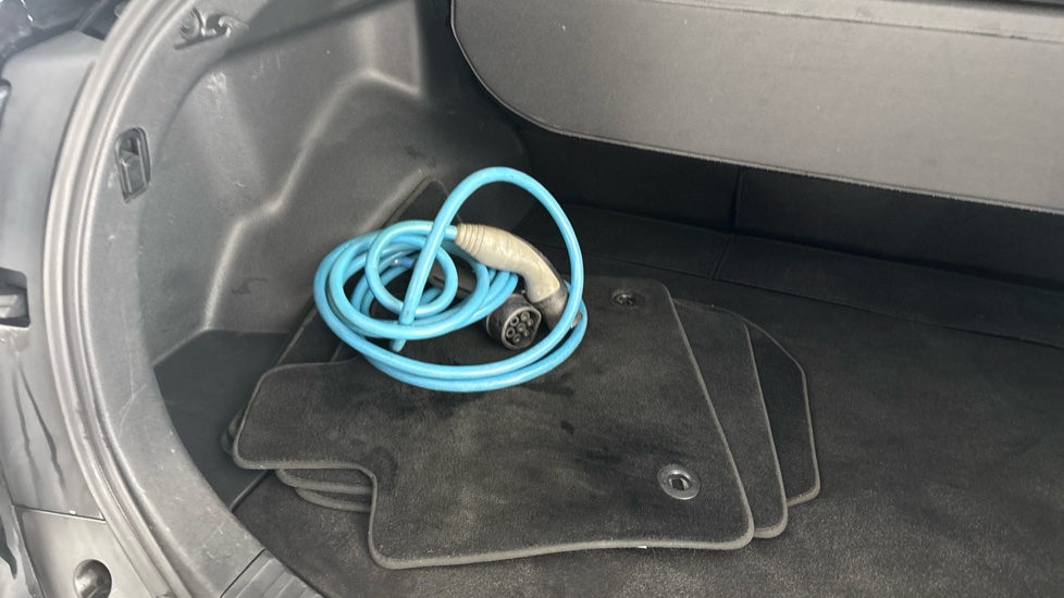 TOYOTA BZ4X Image 22