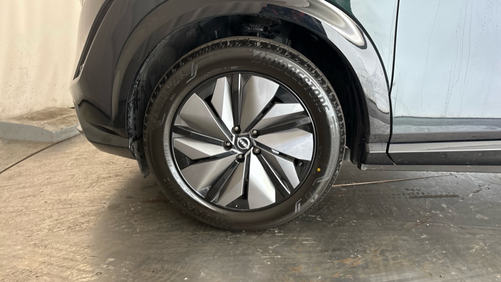 NISSAN ARIYA Image 17