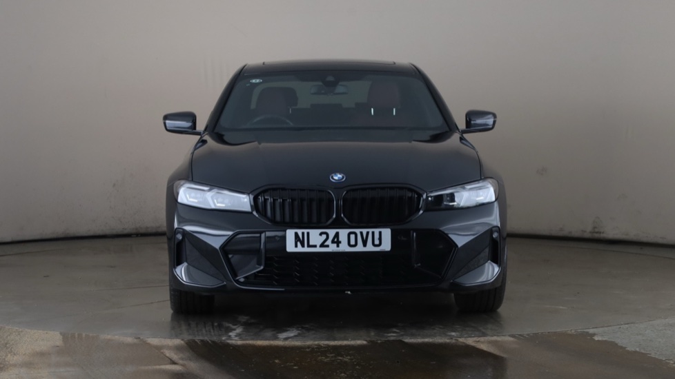 BMW 3 SERIES Image 8