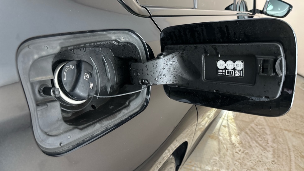 BMW 3 SERIES Image 21