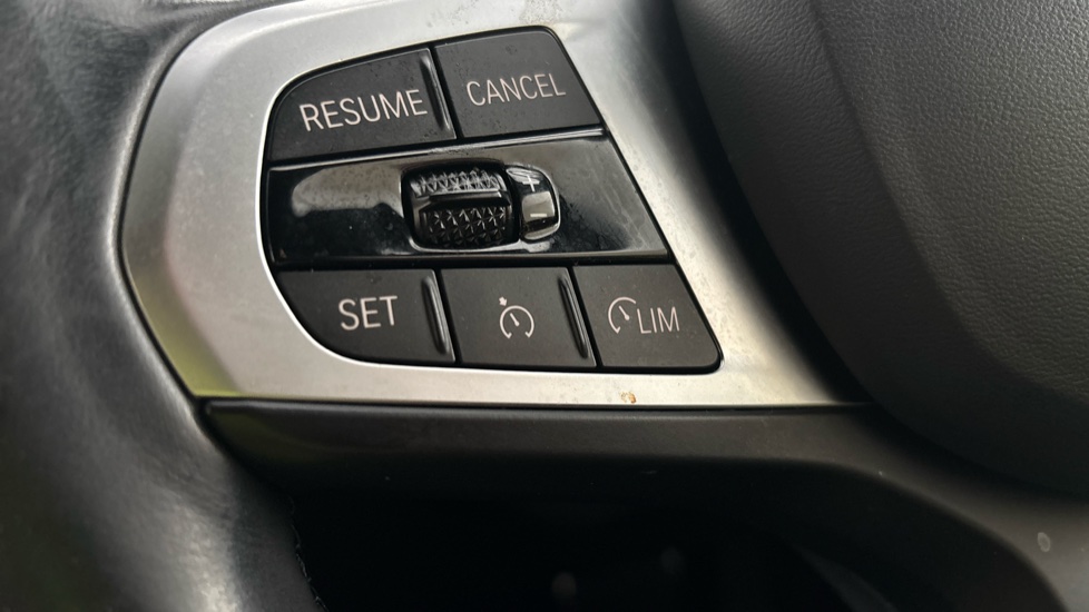 BMW 3 SERIES cruise control