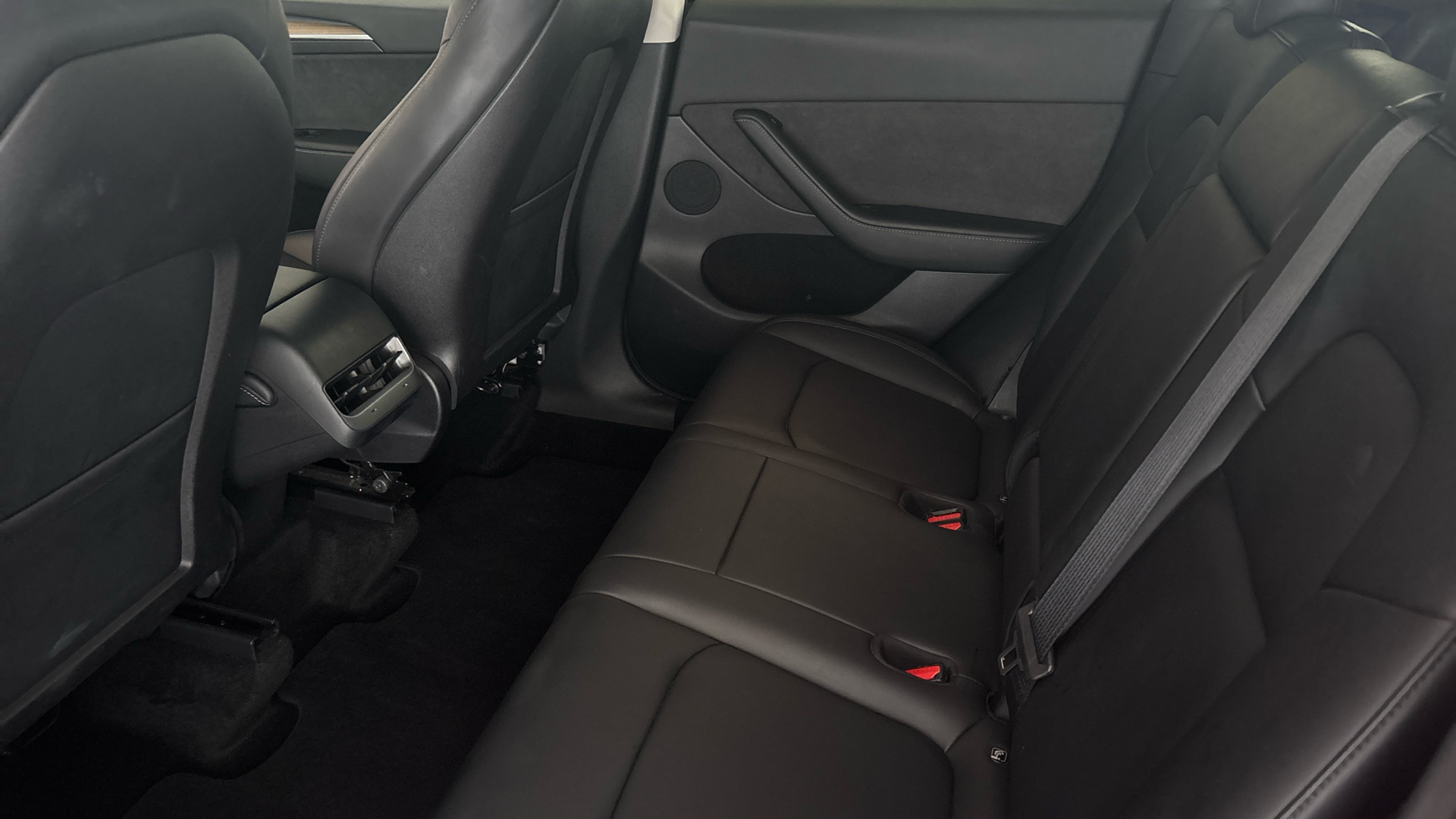 4027552 Long Range AWD 5dr Auto