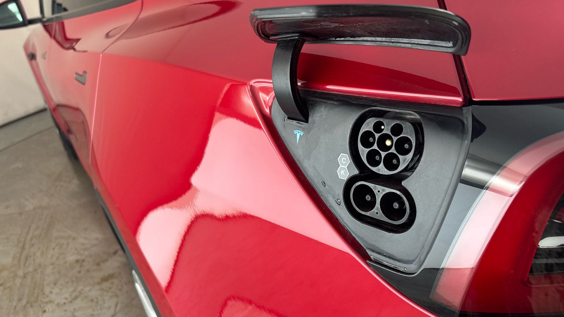 4027552 Long Range AWD 5dr Auto