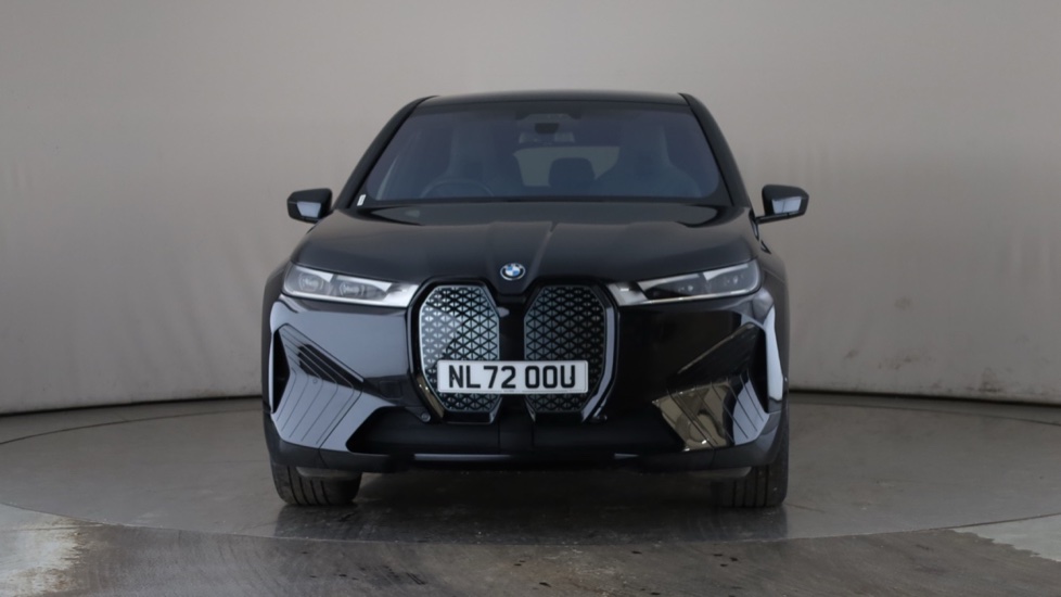BMW iX Image 8