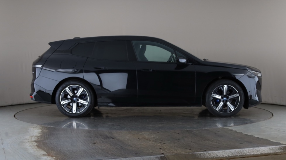 BMW iX Image 6