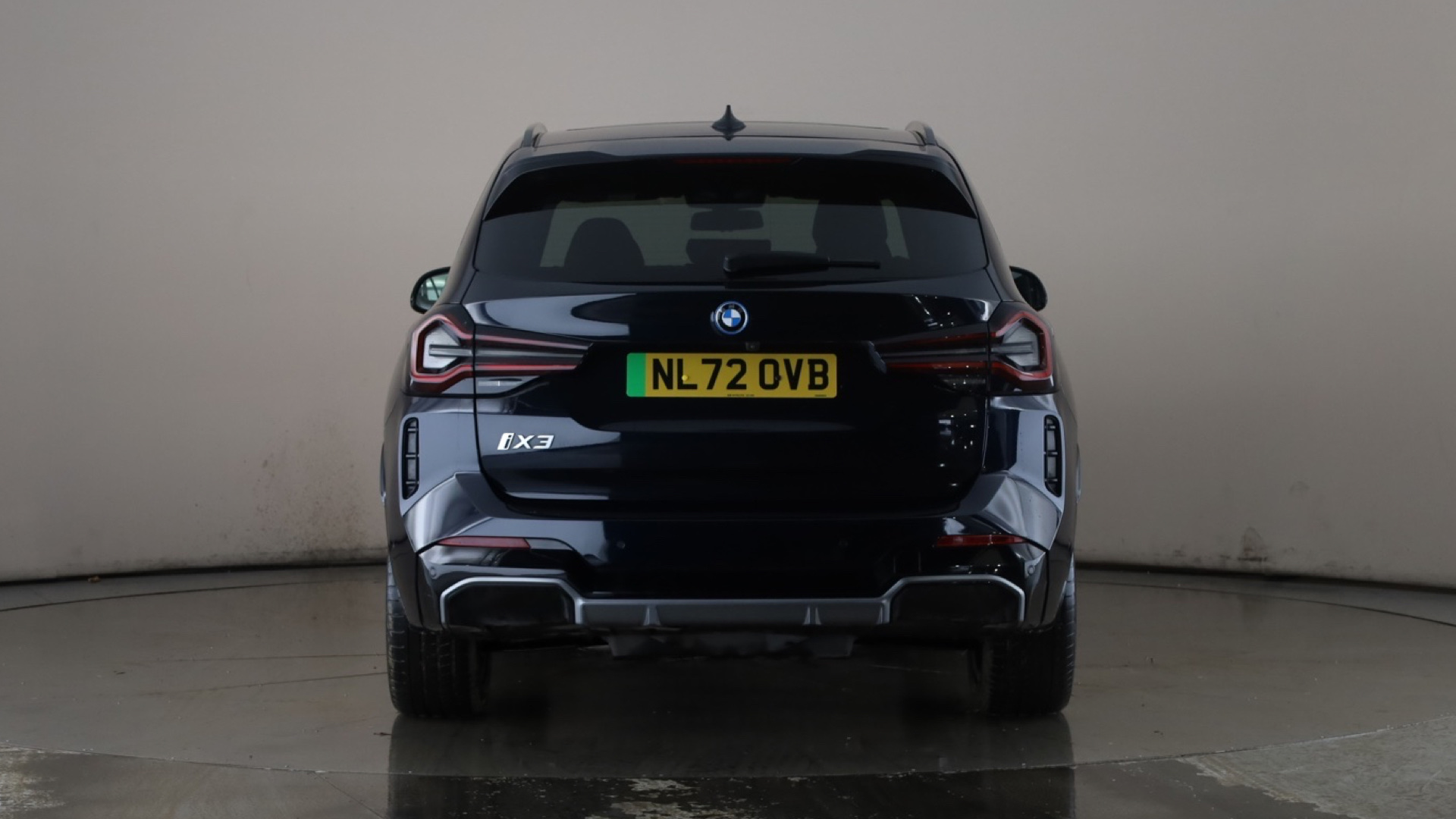 4020793 210kW M Sport 80kWh 5dr Auto