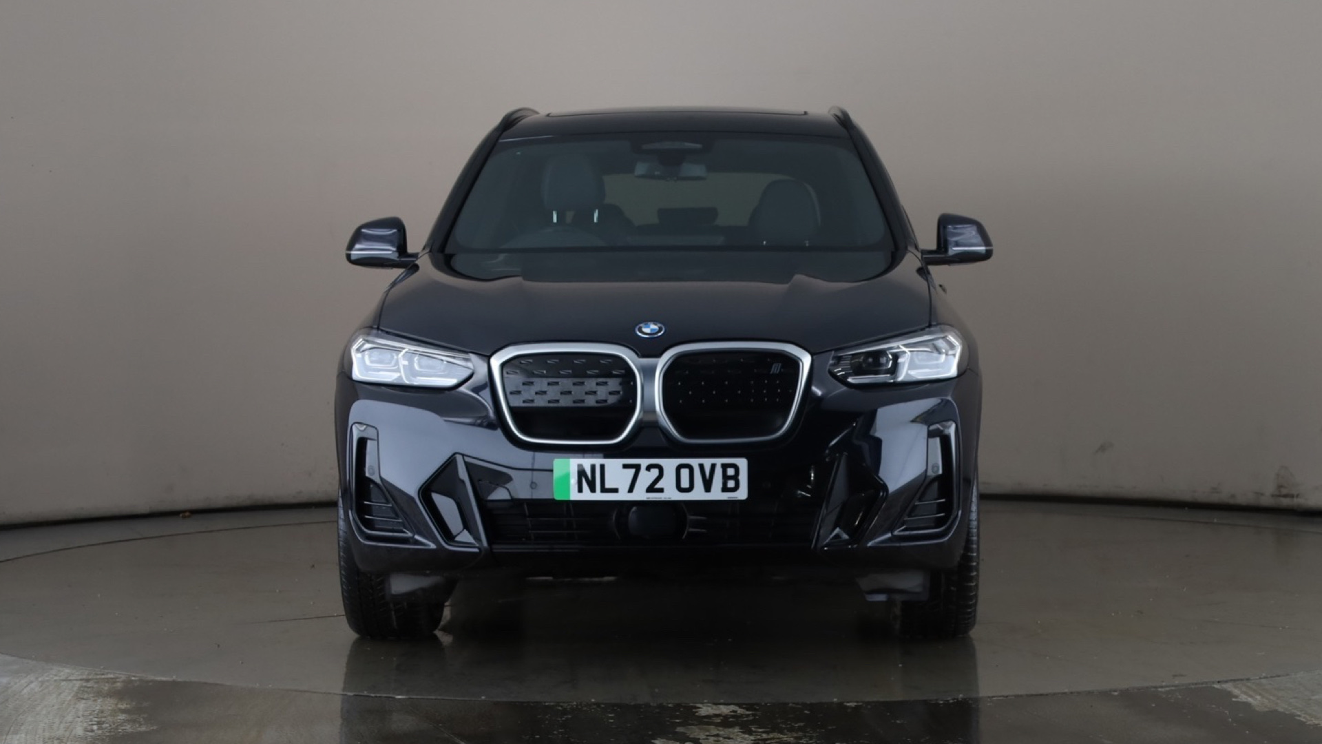 4020793 210kW M Sport 80kWh 5dr Auto