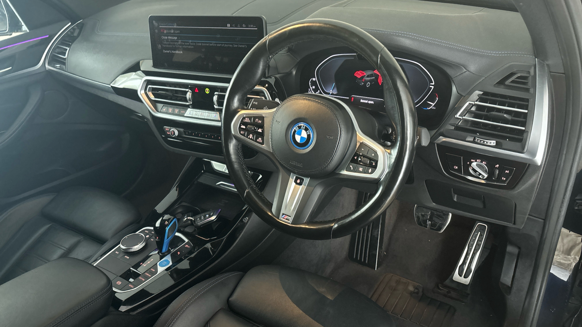 4020793 210kW M Sport 80kWh 5dr Auto