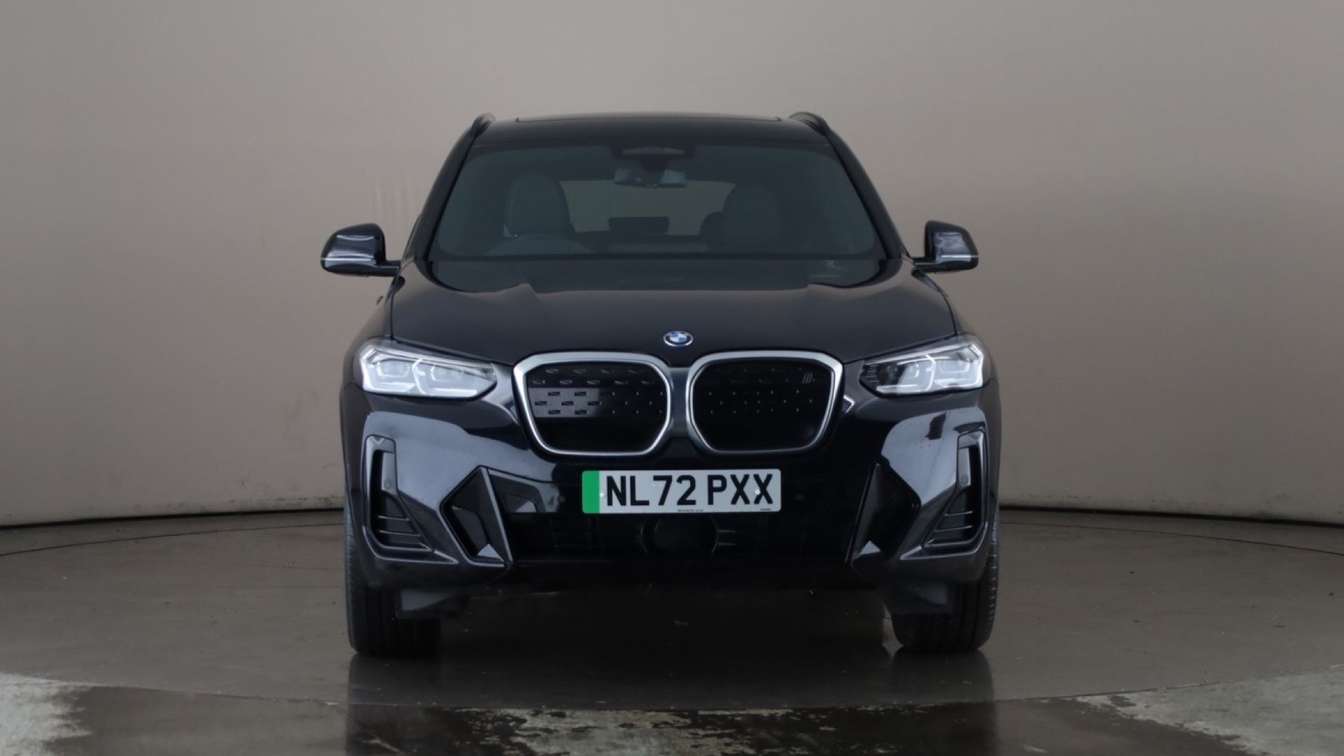 4020629 210kW M Sport 80kWh 5dr Auto