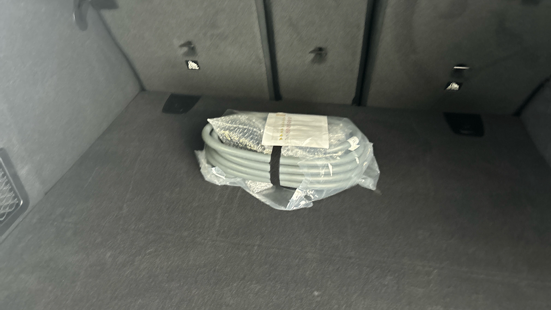 4020629 210kW M Sport 80kWh 5dr Auto