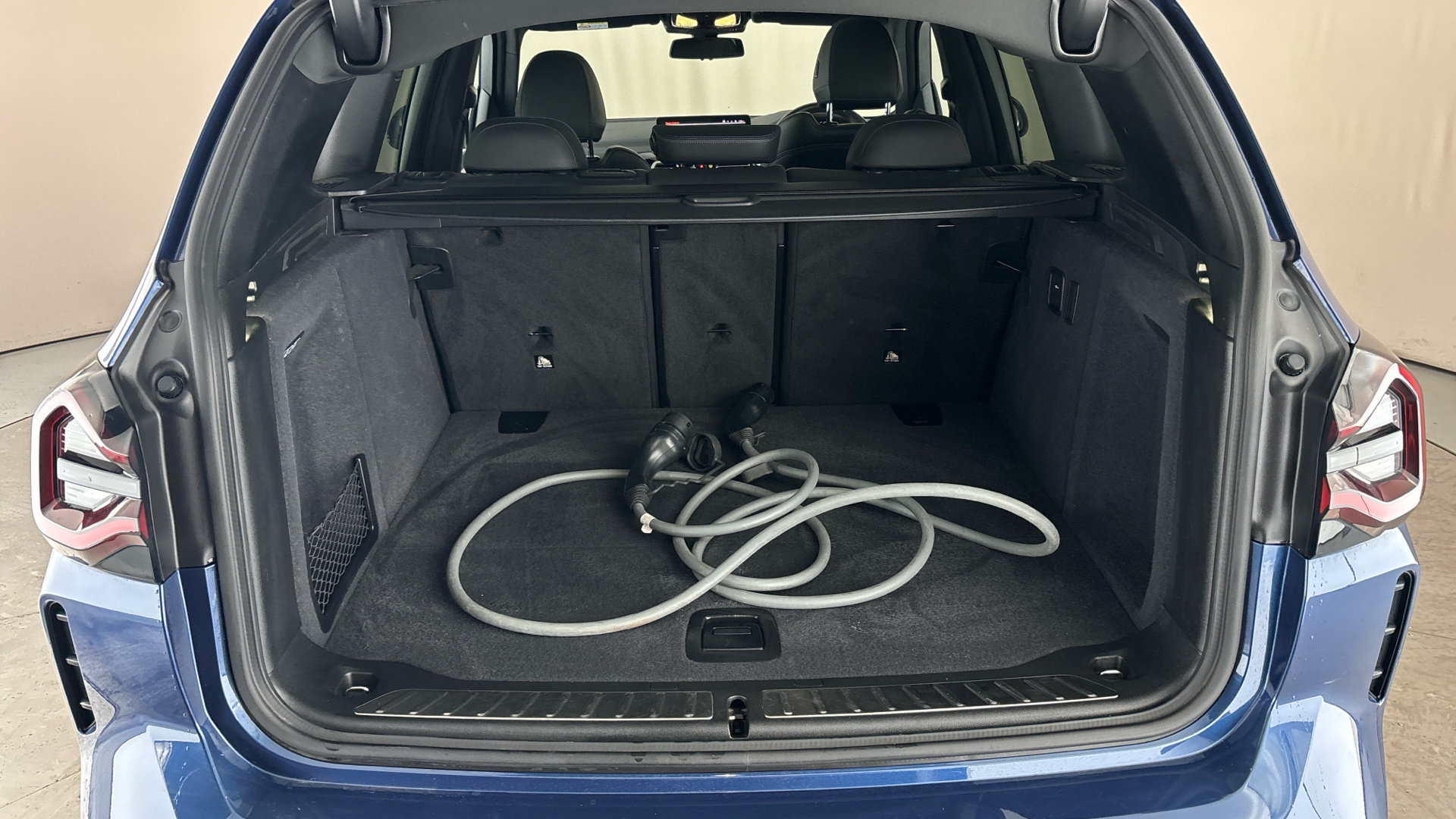 4027437 210kW M Sport 80kWh 5dr Auto