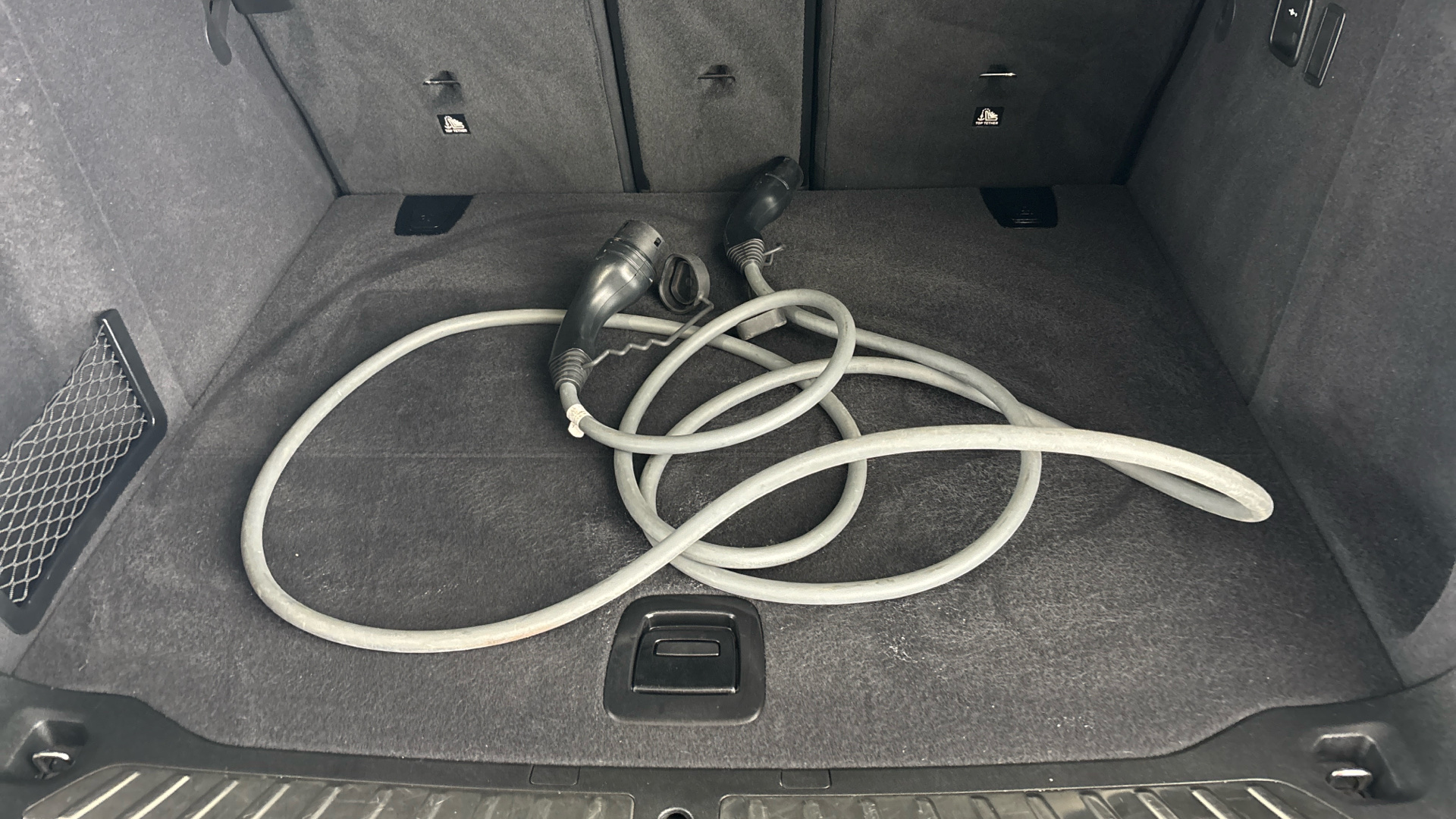 4027437 210kW M Sport 80kWh 5dr Auto