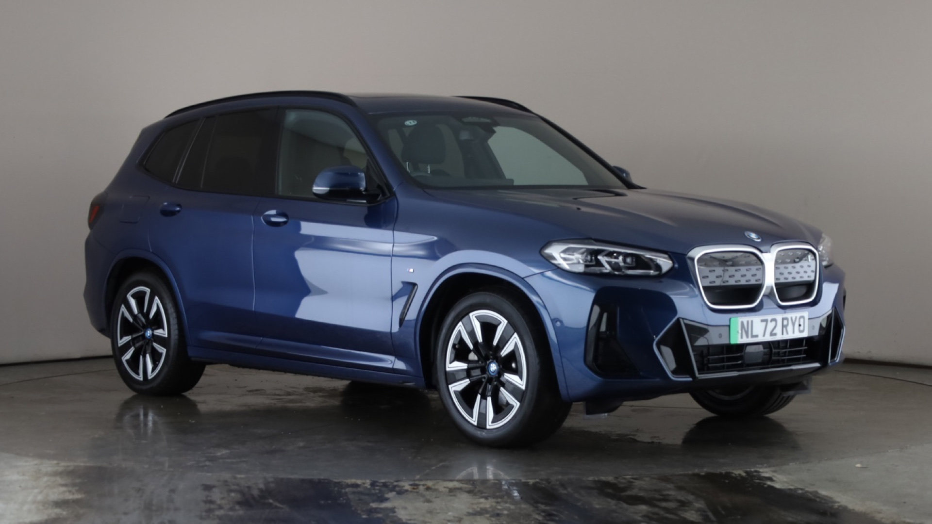 4027482 210kW M Sport 80kWh 5dr Auto