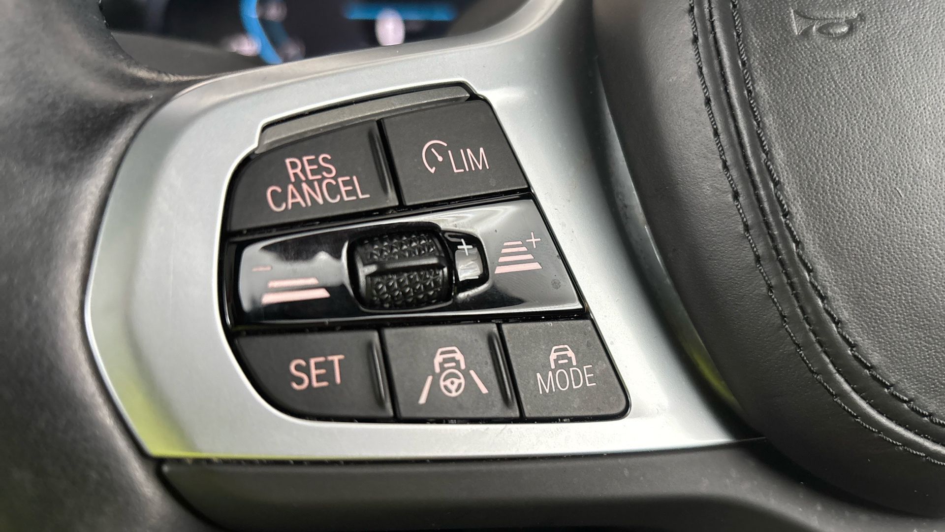 4027482 210kW M Sport 80kWh 5dr Auto