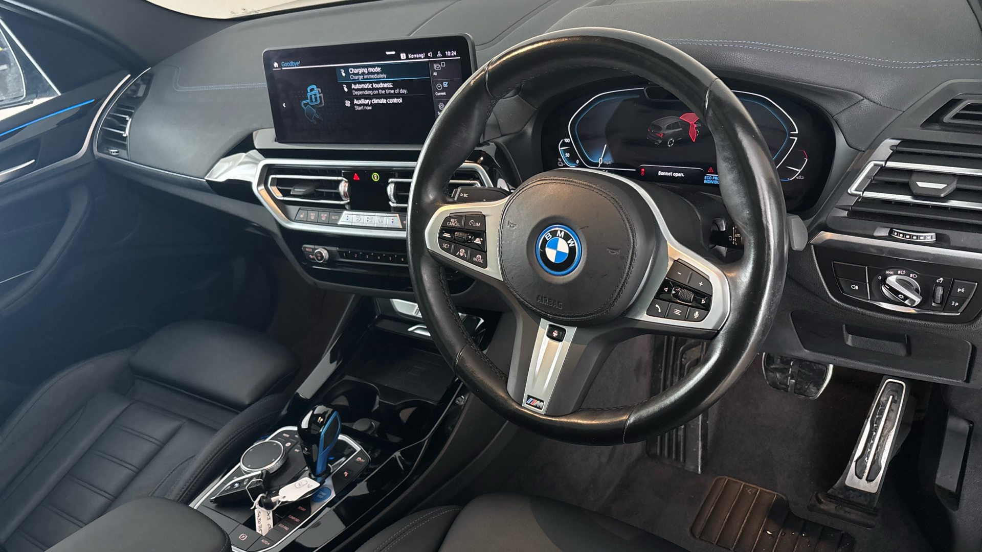 4028222 210kW M Sport 80kWh 5dr Auto