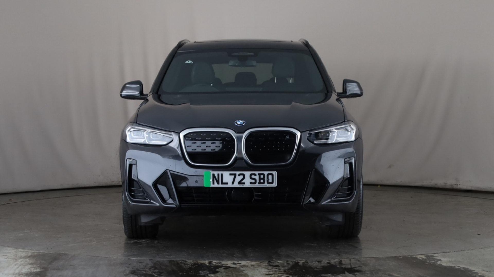 4020667 210kW M Sport 80kWh 5dr Auto