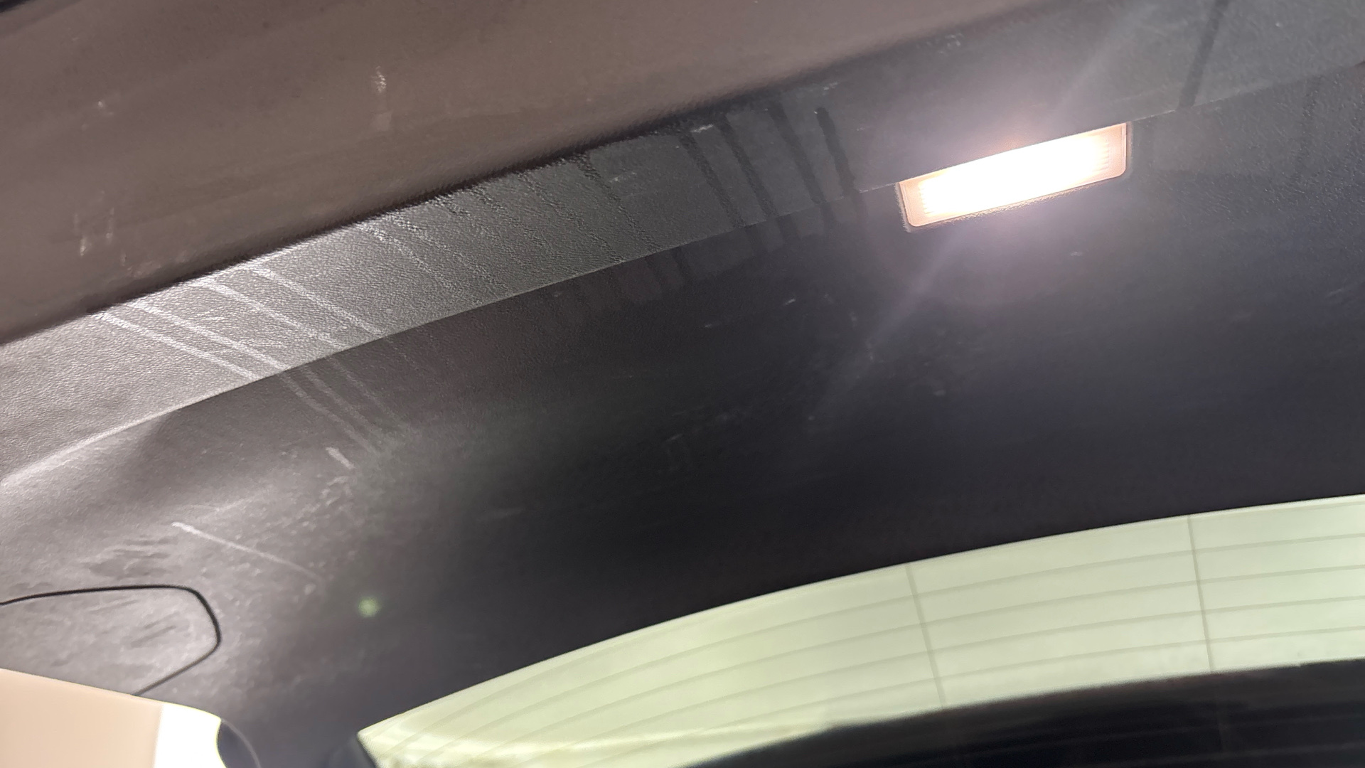 4020680 210kW M Sport 80kWh 5dr Auto