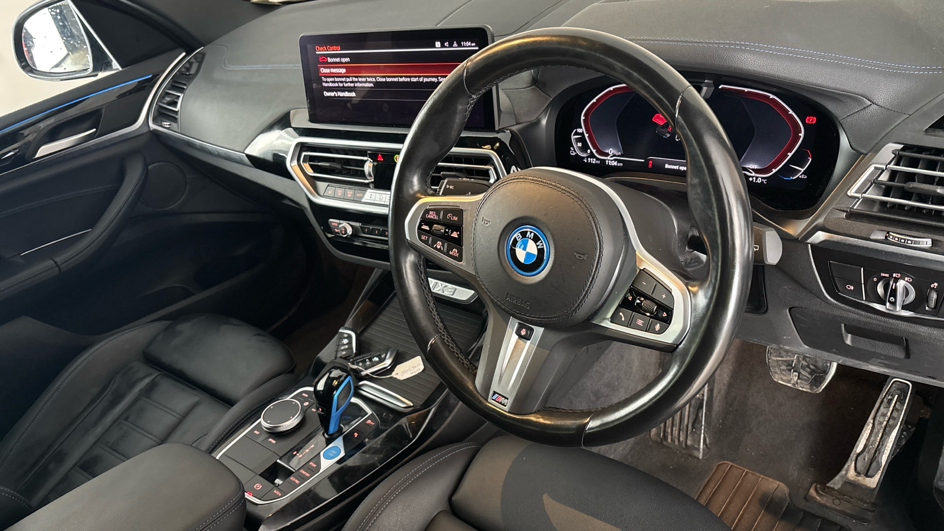 4020995 210kW M Sport 80kWh 5dr Auto