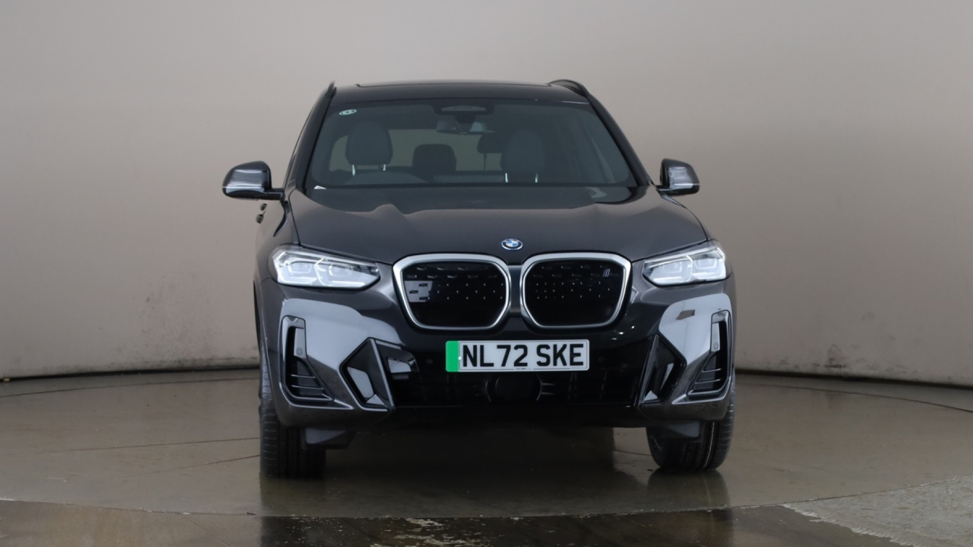 4020883 210kW M Sport 80kWh 5dr Auto