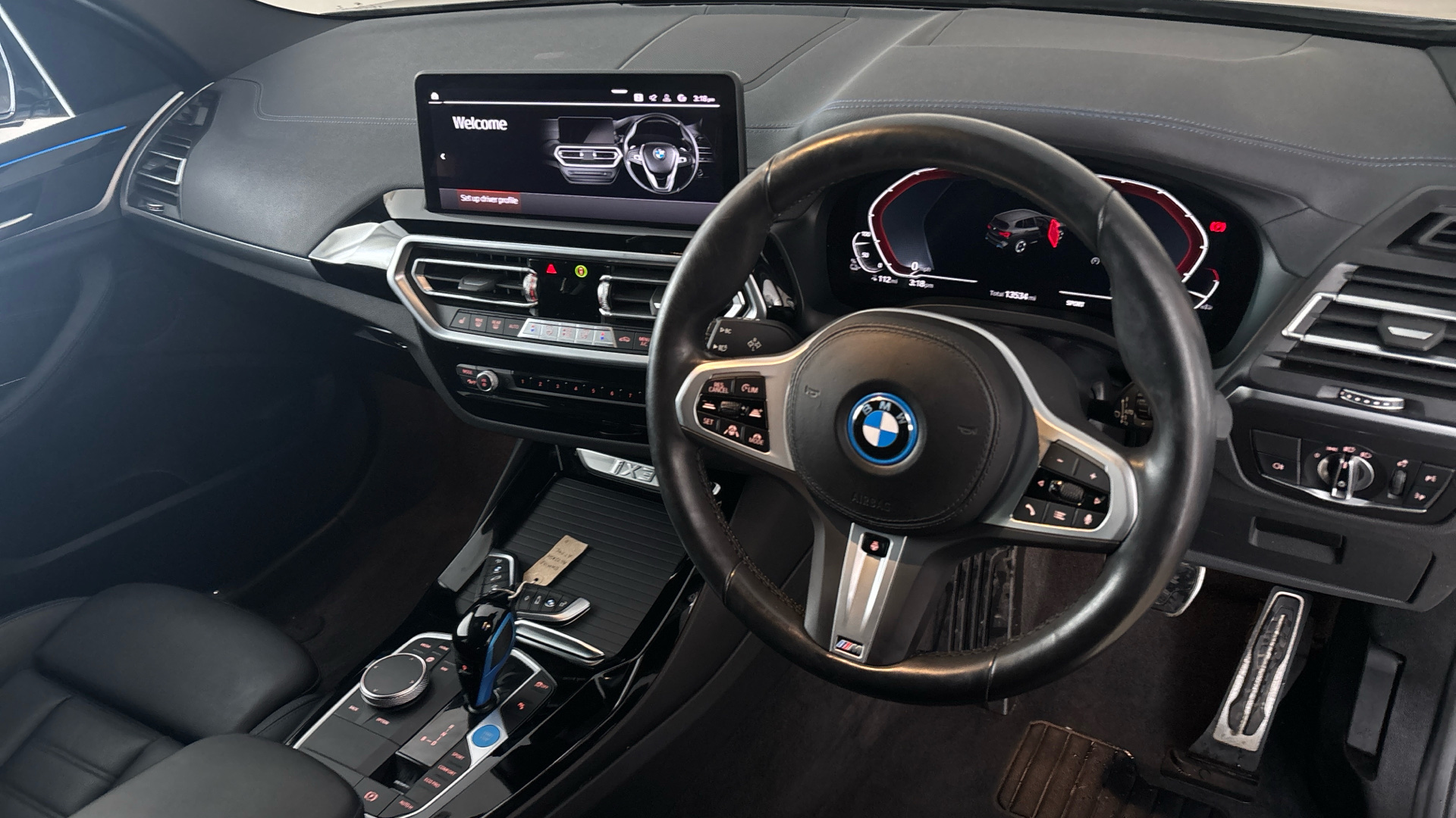 4020883 210kW M Sport 80kWh 5dr Auto