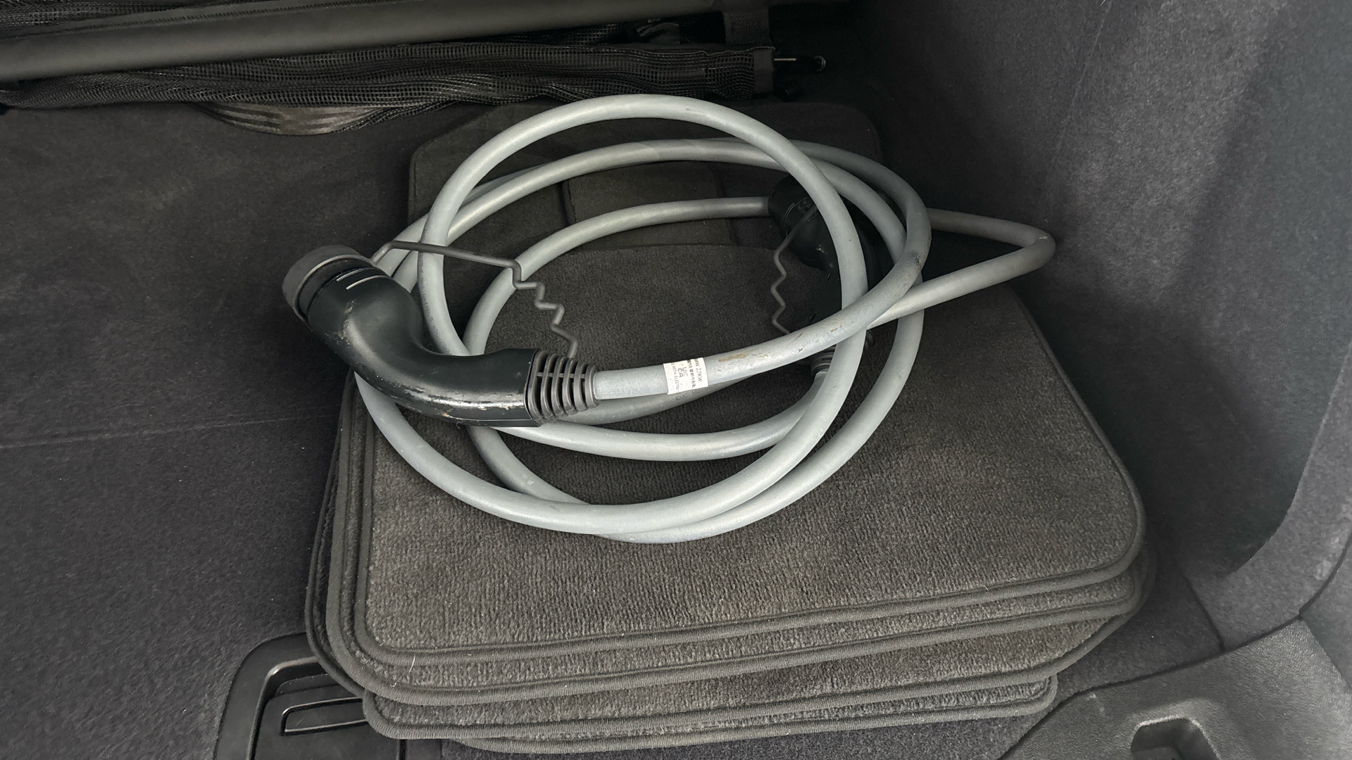 4020883 210kW M Sport 80kWh 5dr Auto