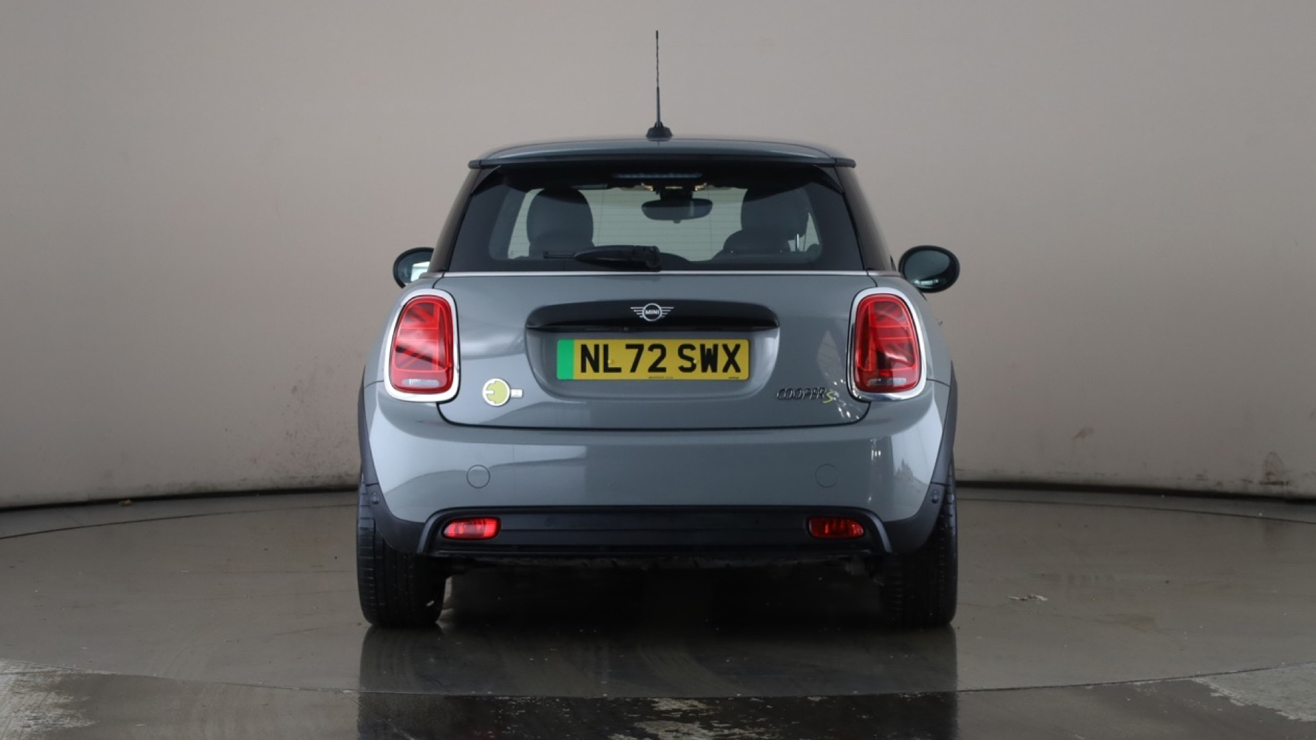 4020800 135kW Cooper S Level 2 33kWh 3dr Auto