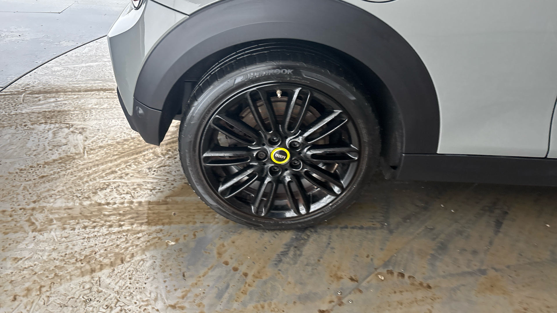 4020800 135kW Cooper S Level 2 33kWh 3dr Auto