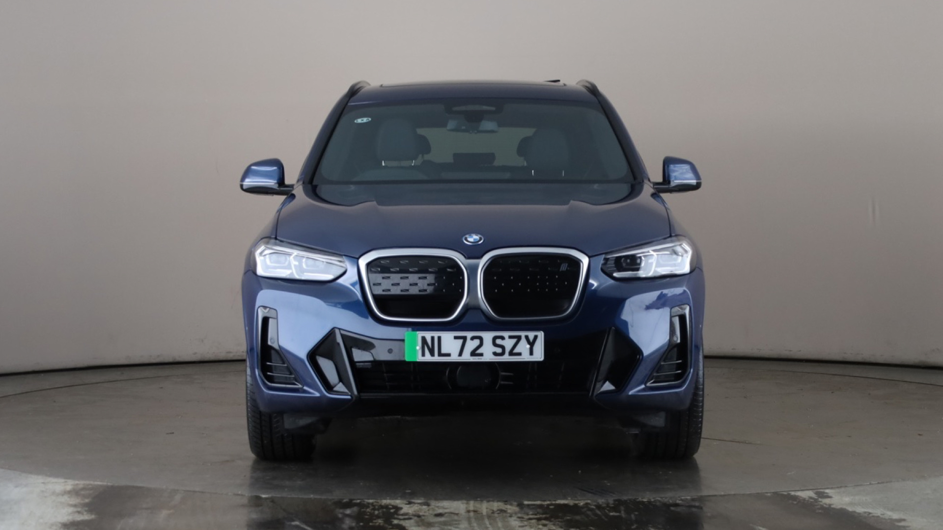 4020630 210kW M Sport 80kWh 5dr Auto