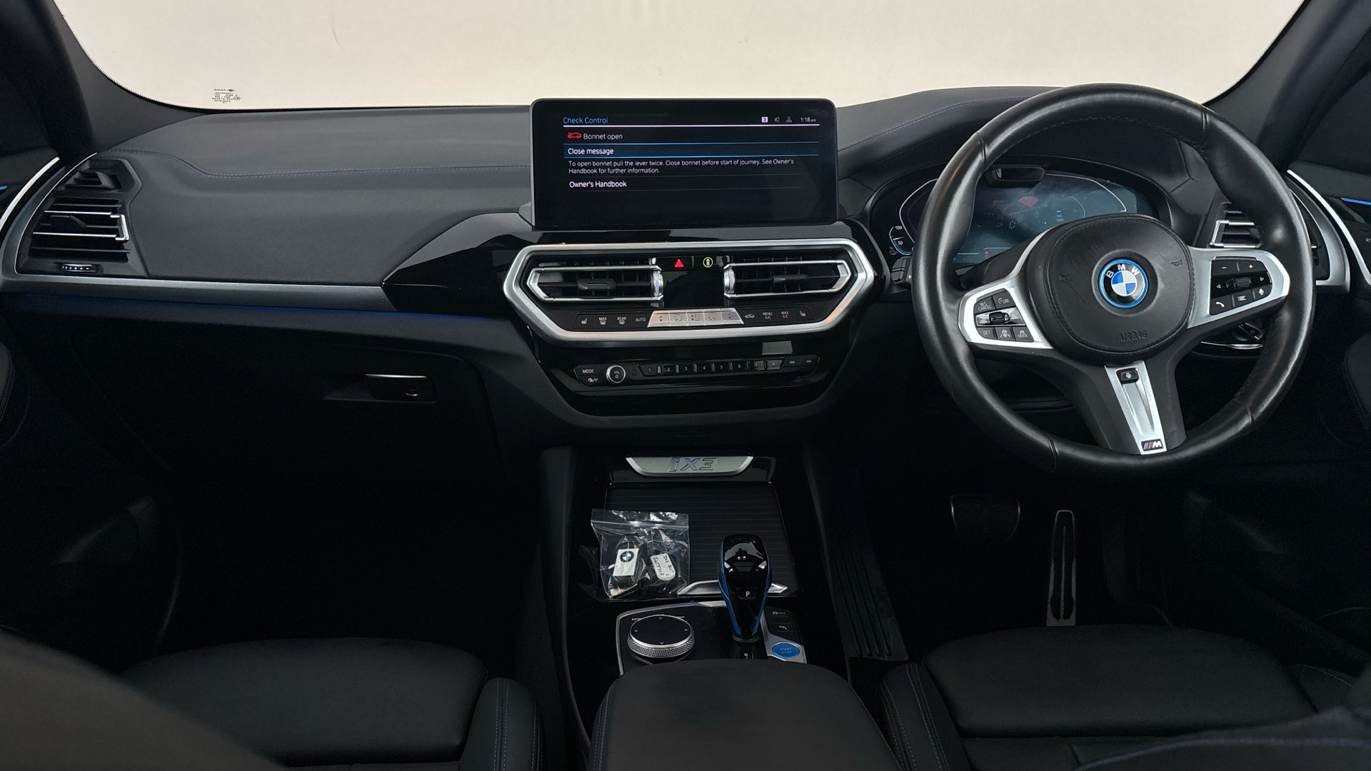 4020630 210kW M Sport 80kWh 5dr Auto