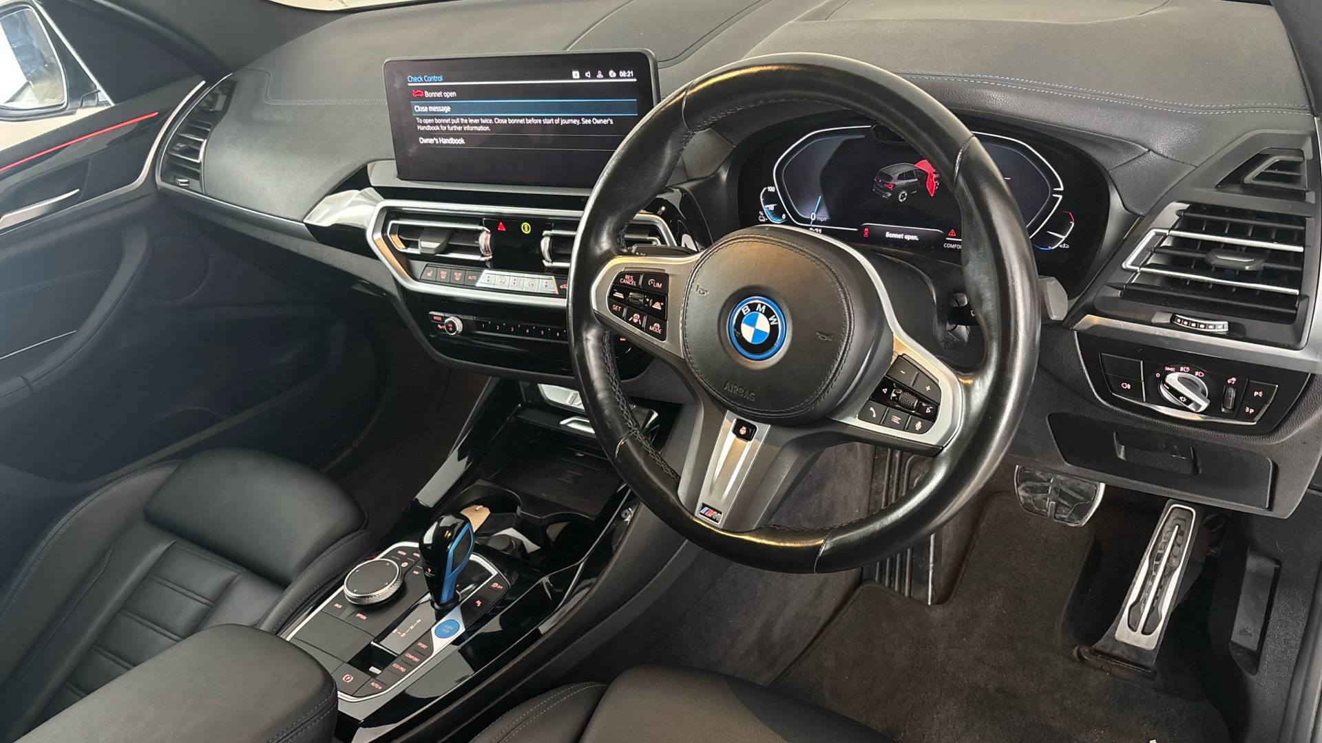 4020698 210kW M Sport 80kWh 5dr Auto