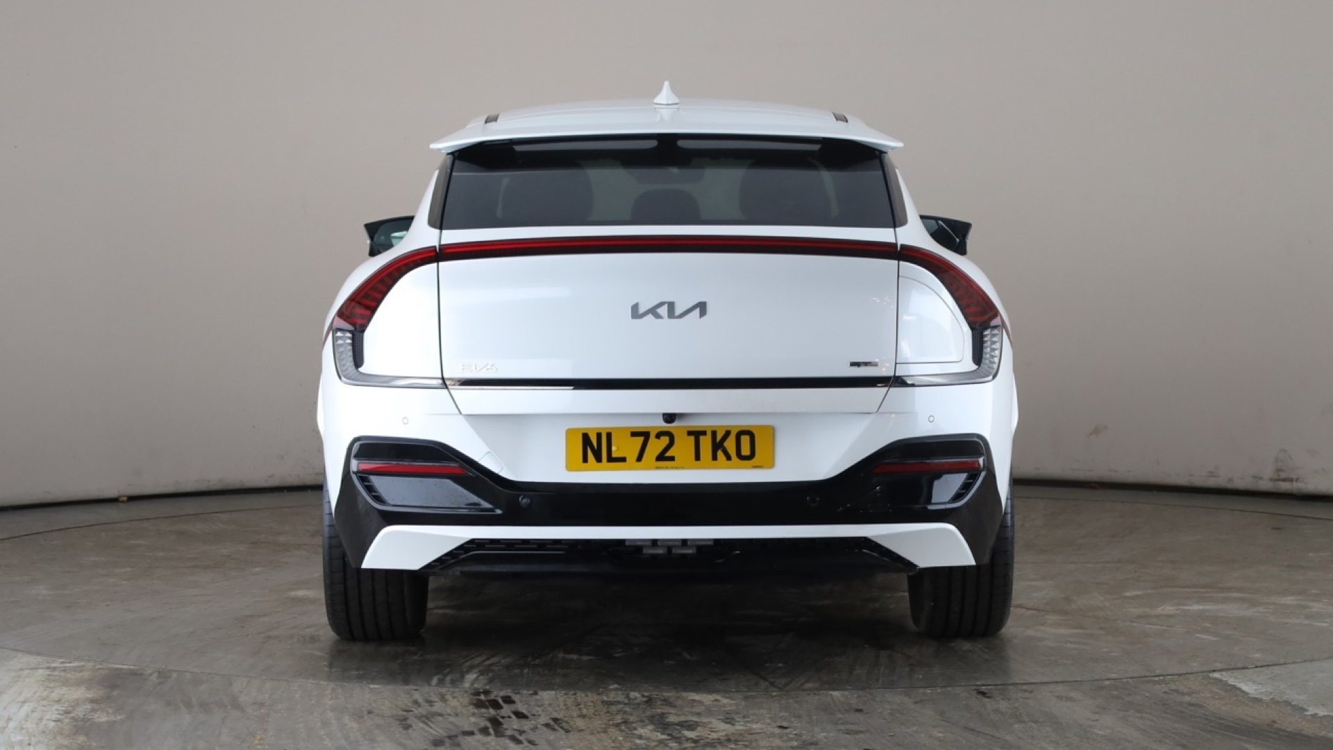 4020838 166kW GT Line 77.4kWh 5dr Auto