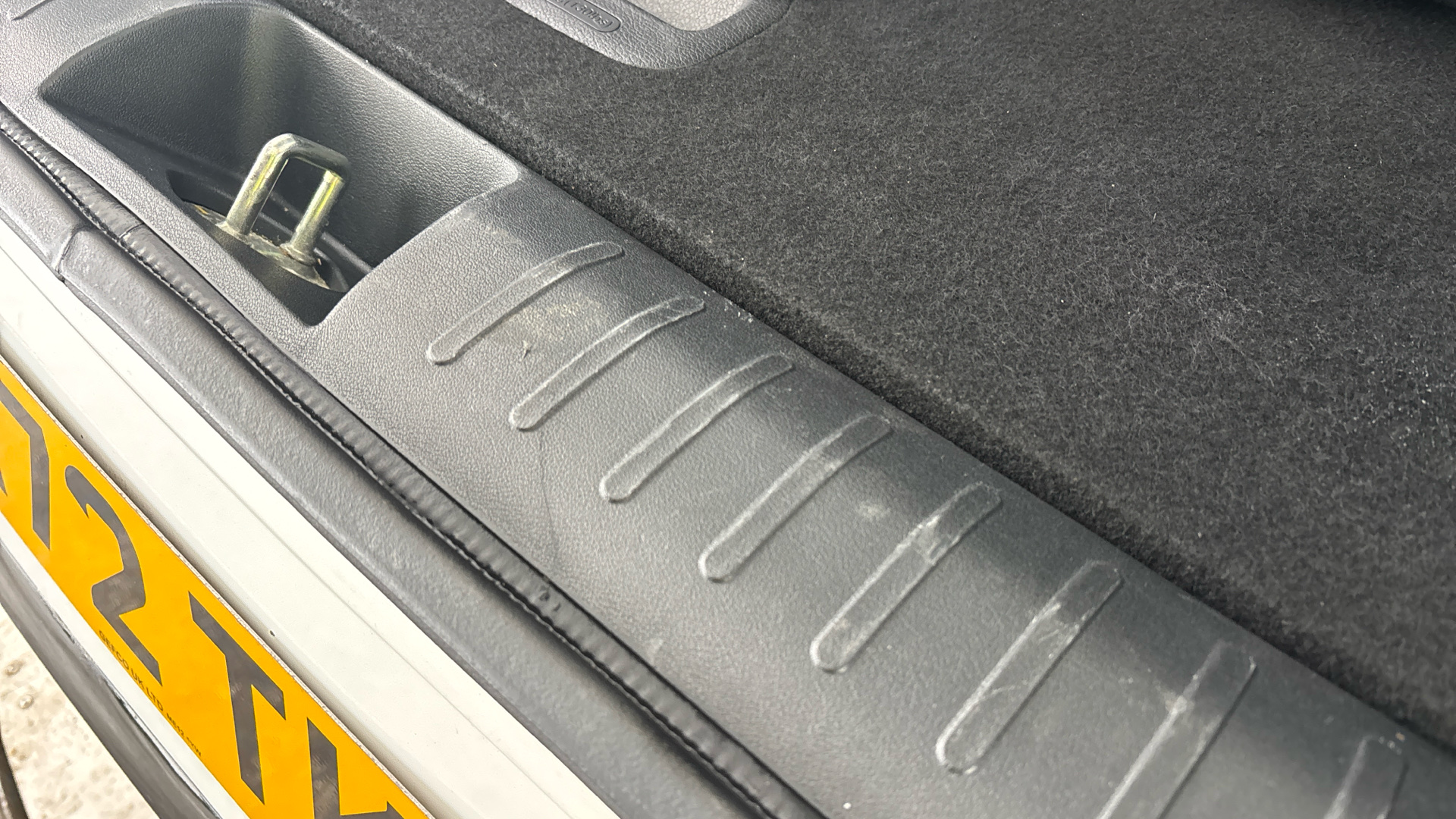 4020838 166kW GT Line 77.4kWh 5dr Auto