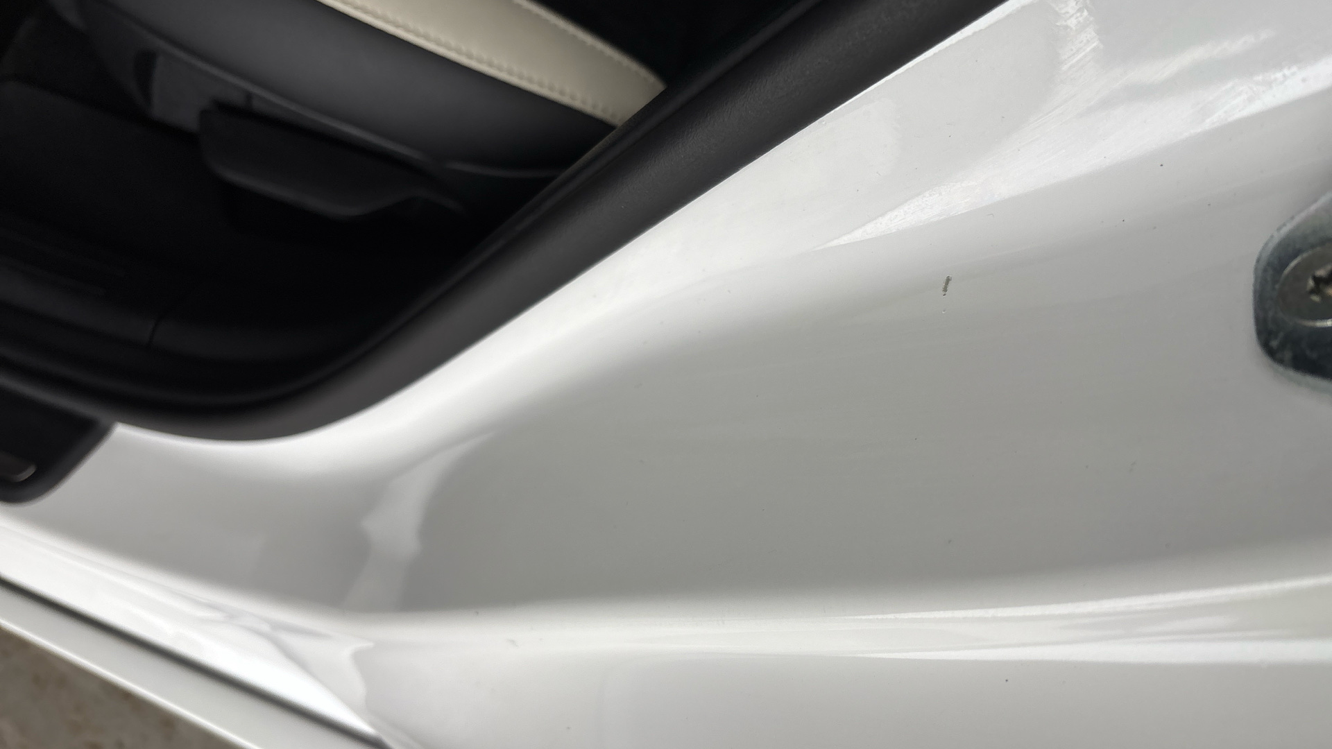 4020838 166kW GT Line 77.4kWh 5dr Auto