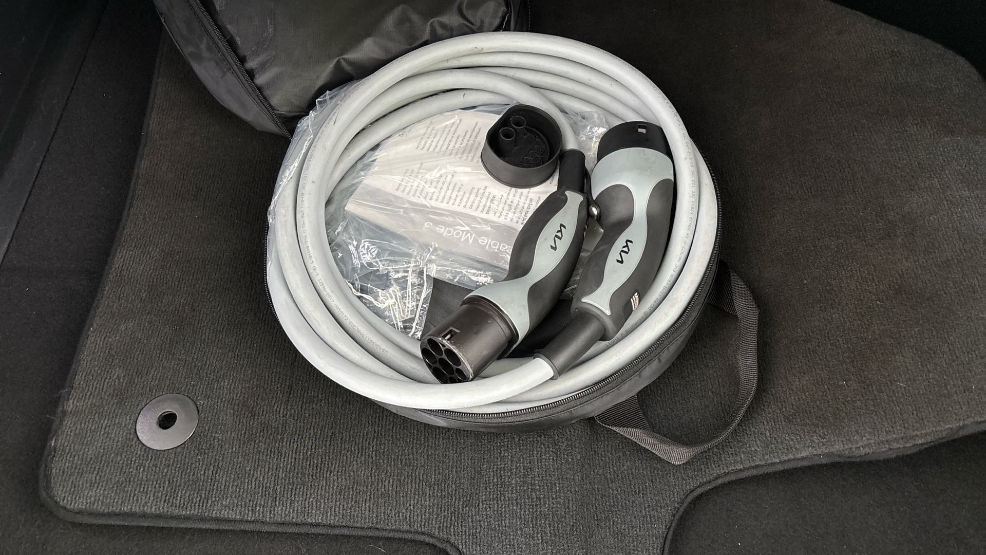 4020838 166kW GT Line 77.4kWh 5dr Auto