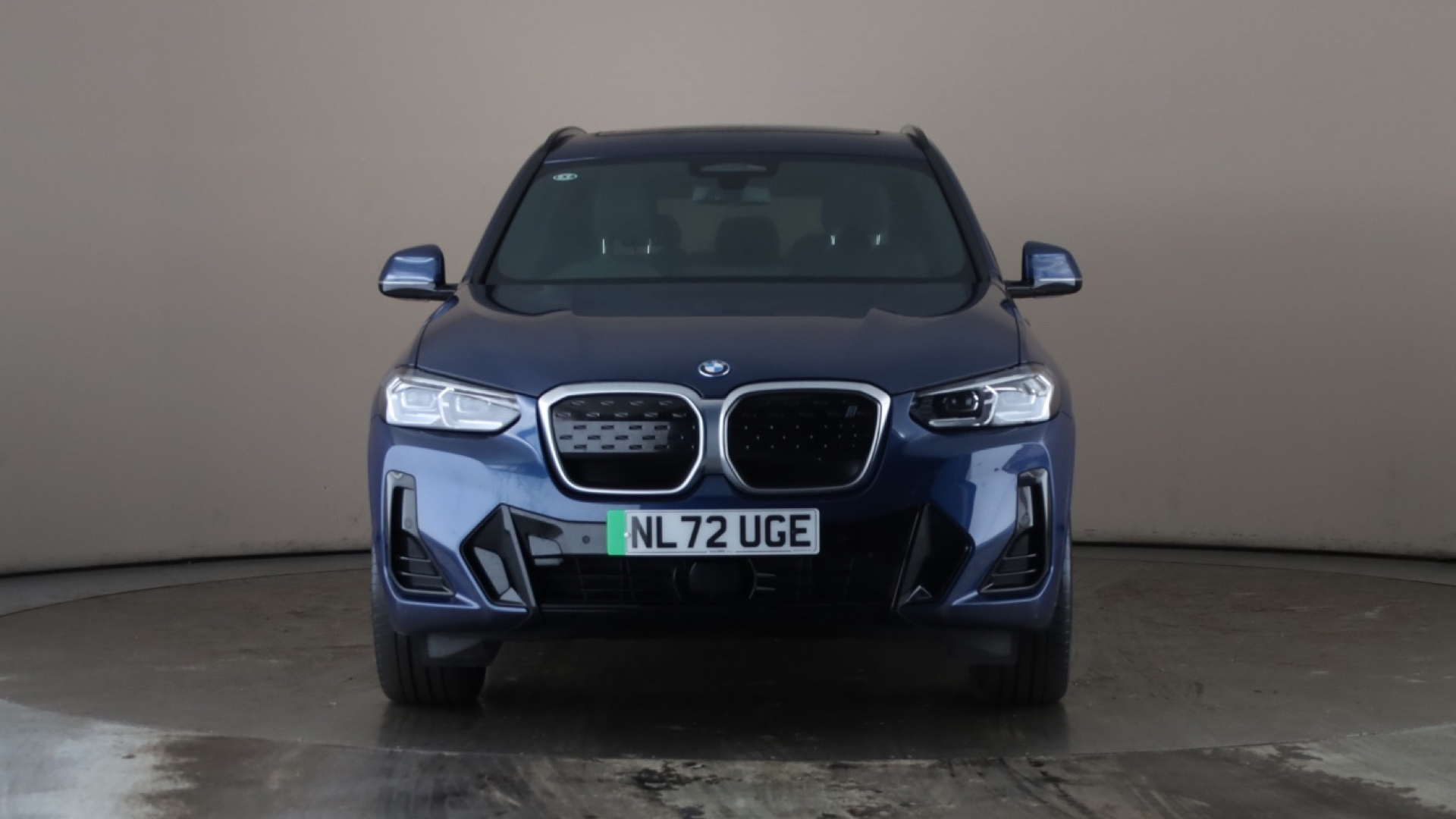 4020638 210kW M Sport 80kWh 5dr Auto