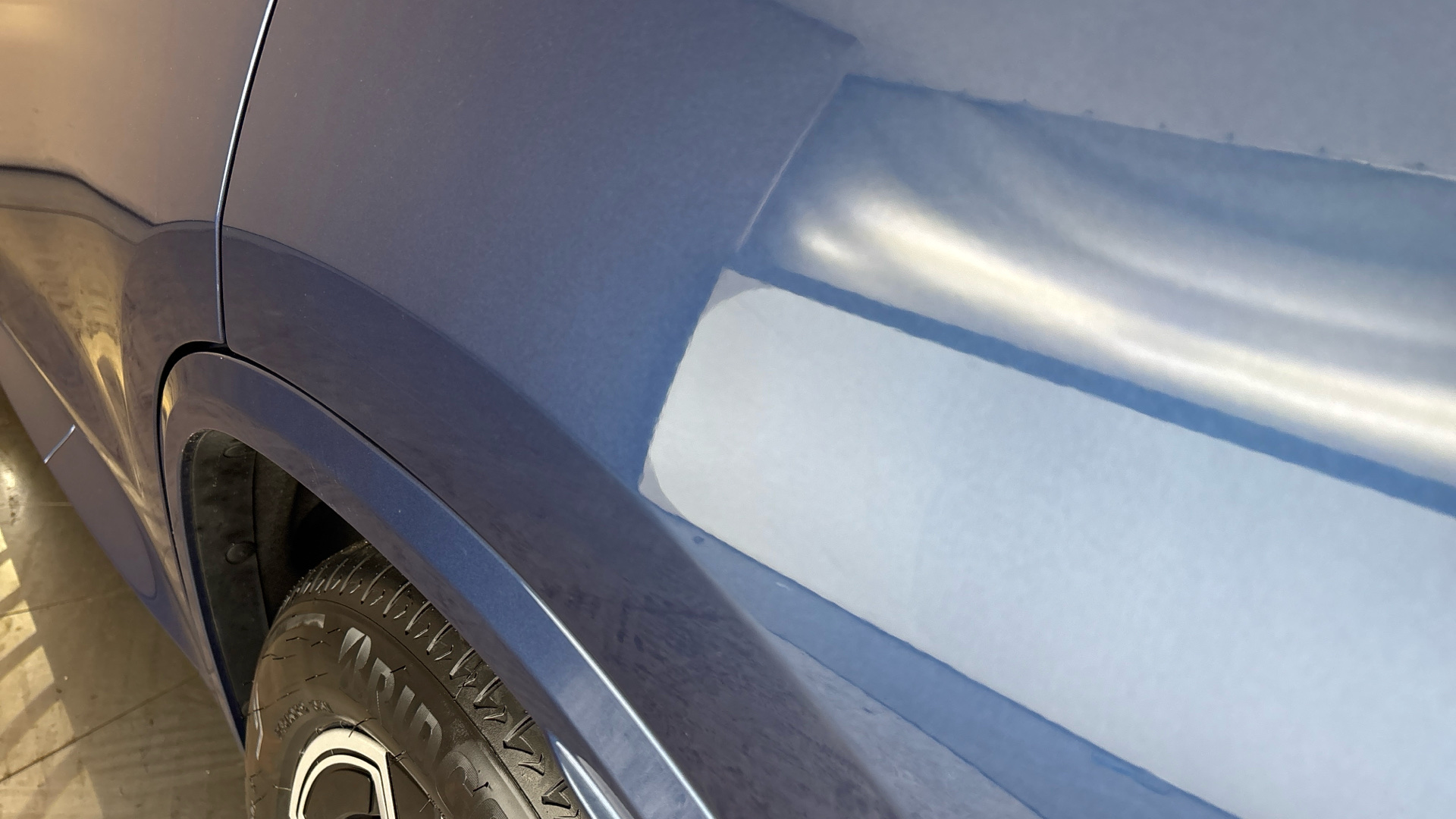 4020638 210kW M Sport 80kWh 5dr Auto