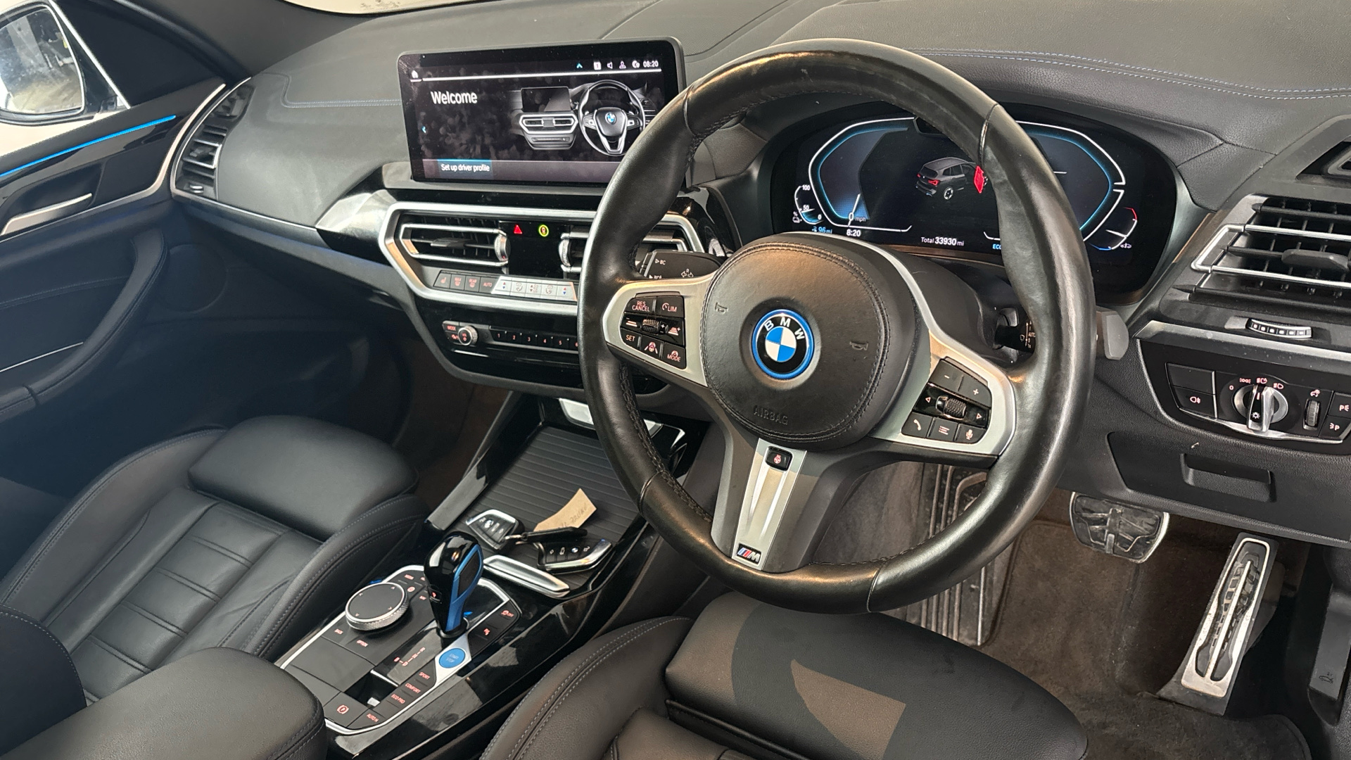 4020638 210kW M Sport 80kWh 5dr Auto