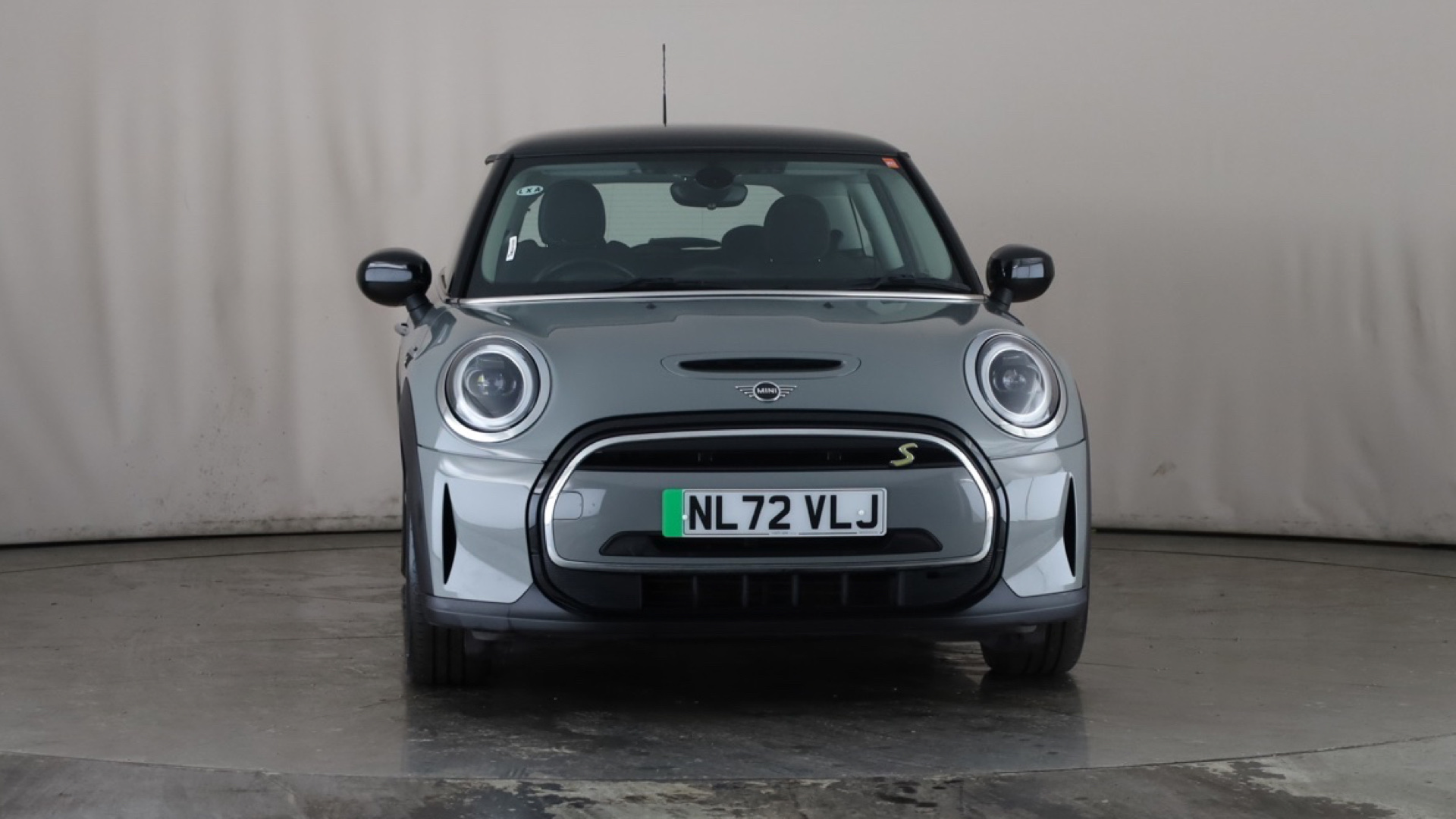 4027461 135kW Cooper S Level 1 33kWh 3dr Auto
