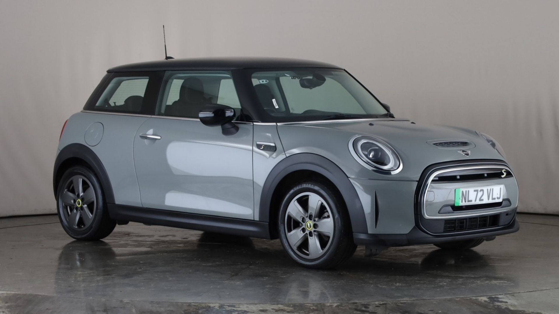 4027461 135kW Cooper S Level 1 33kWh 3dr Auto