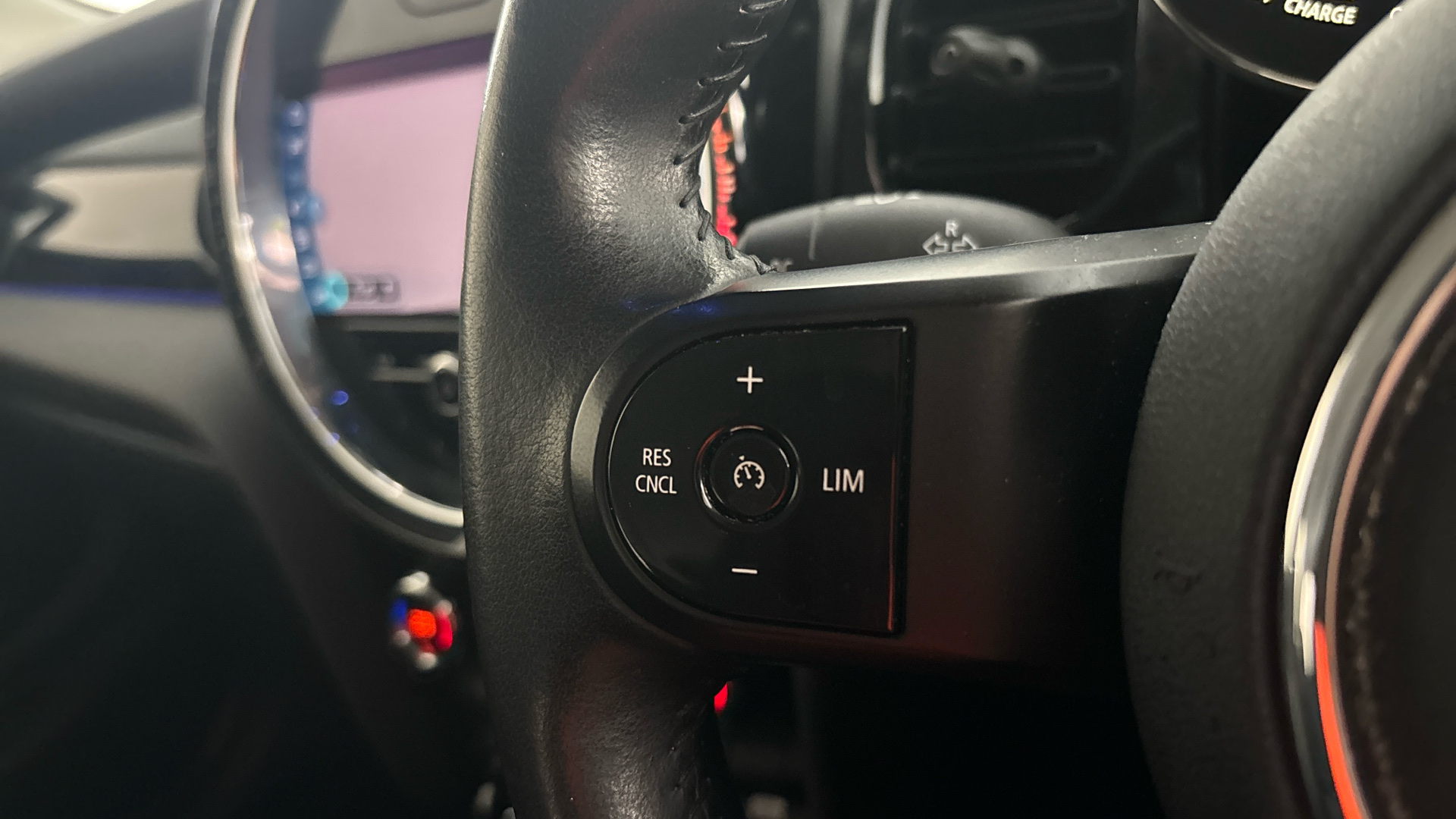 4027461 135kW Cooper S Level 1 33kWh 3dr Auto