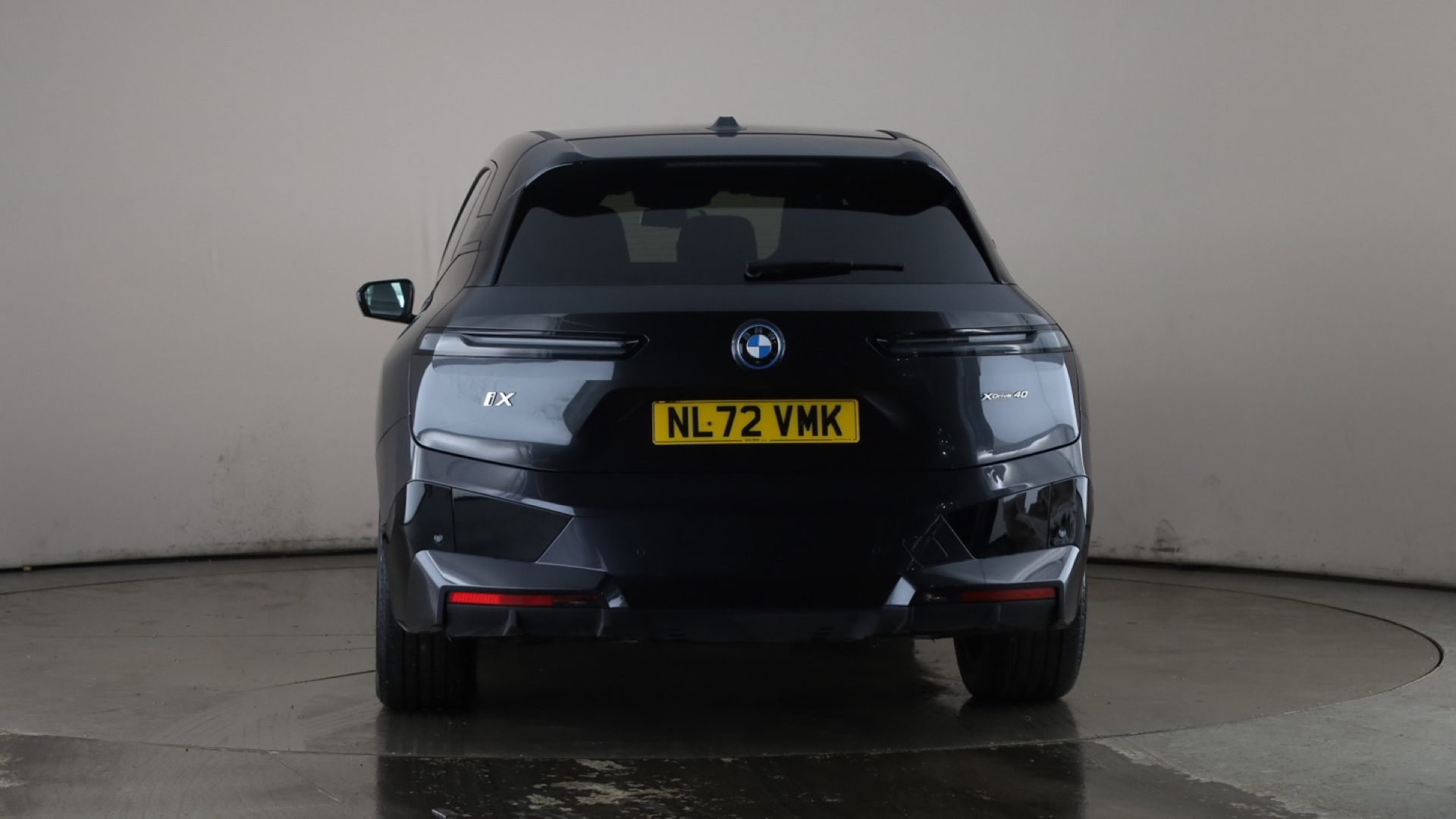 4028226 240kW xDrive40 M Sport 76.6kWh 5dr Auto