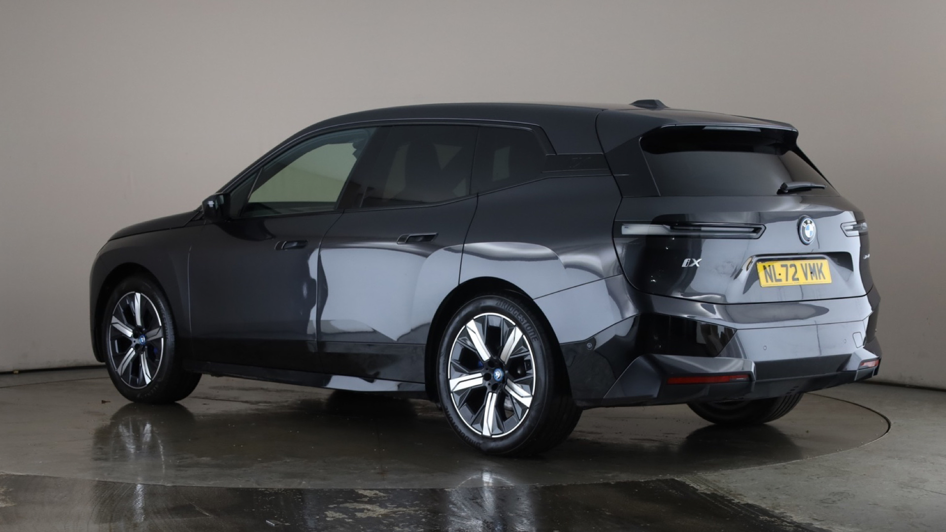 4028226 240kW xDrive40 M Sport 76.6kWh 5dr Auto