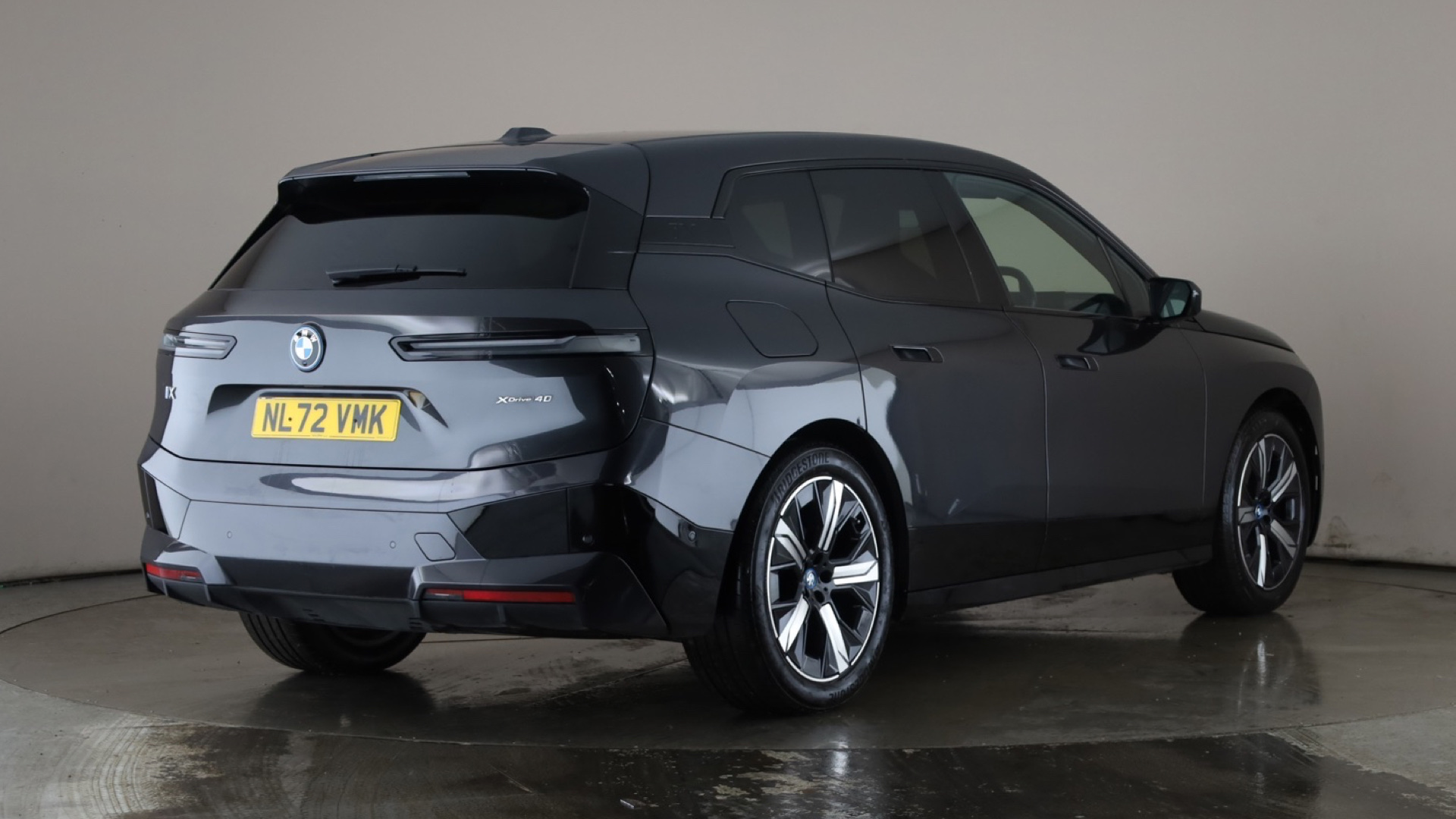 4028226 240kW xDrive40 M Sport 76.6kWh 5dr Auto