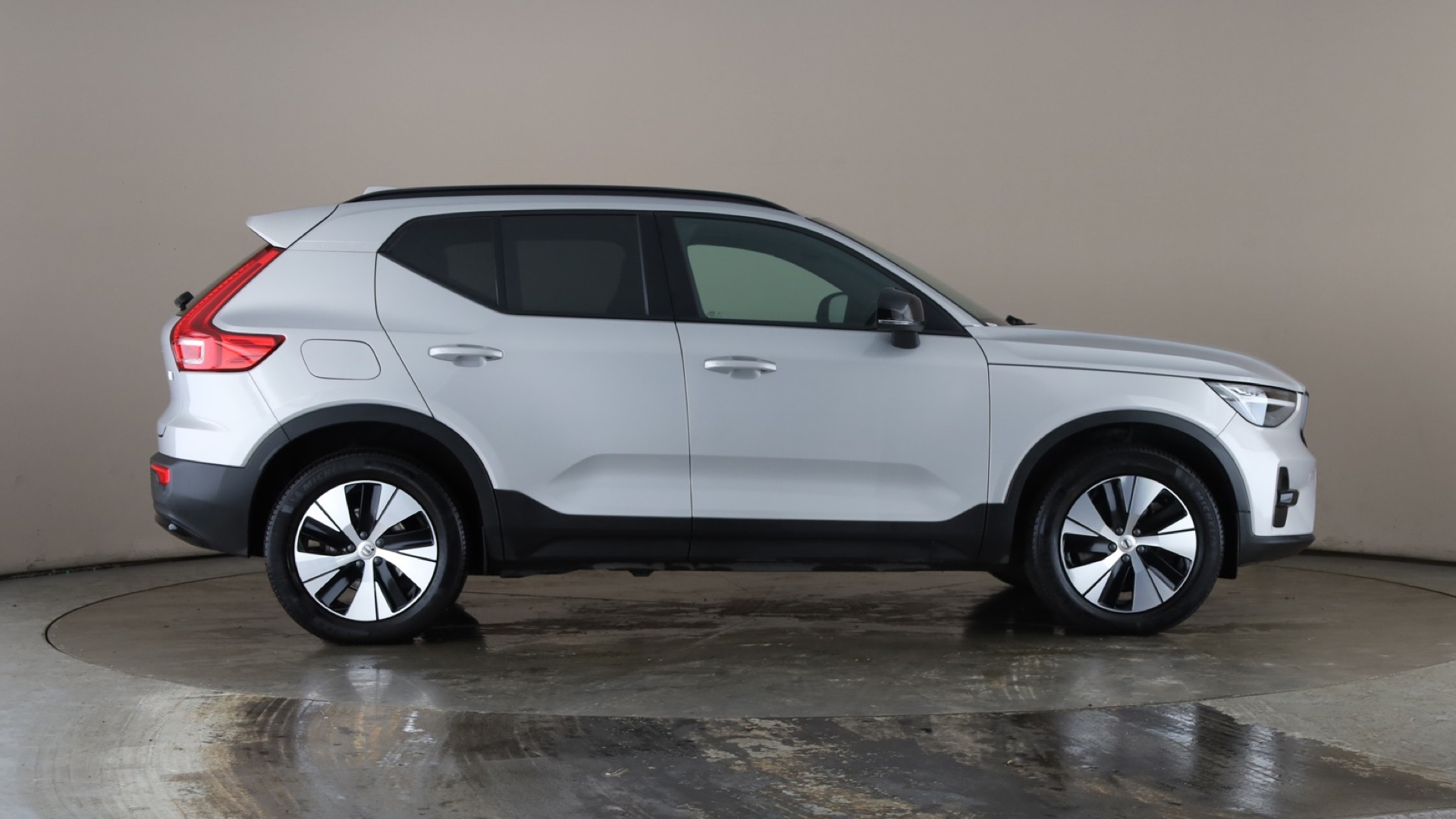 4020810 1.5 T4 Recharge PHEV Plus Dark 5dr Auto