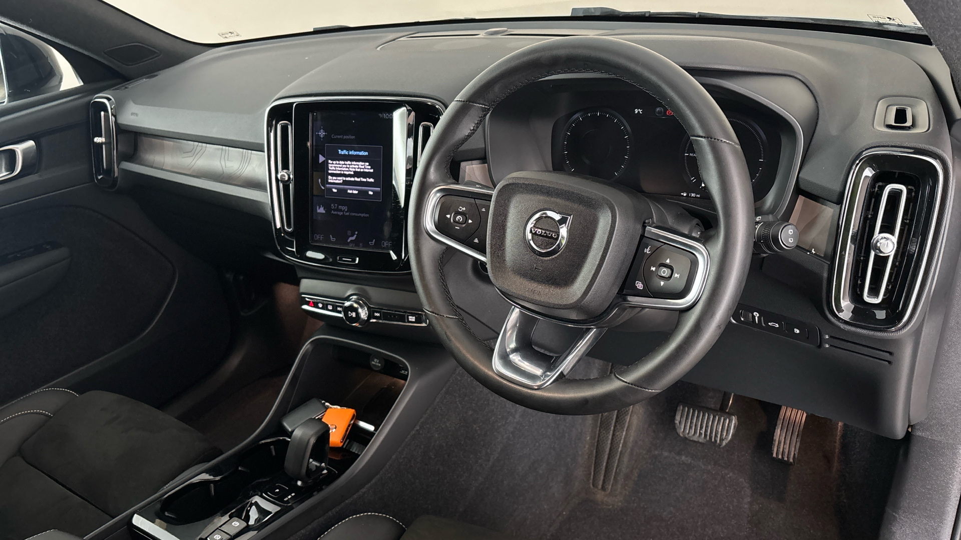 4020810 1.5 T4 Recharge PHEV Plus Dark 5dr Auto