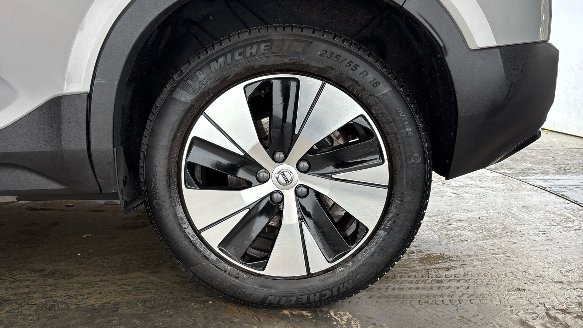 4020810 1.5 T4 Recharge PHEV Plus Dark 5dr Auto