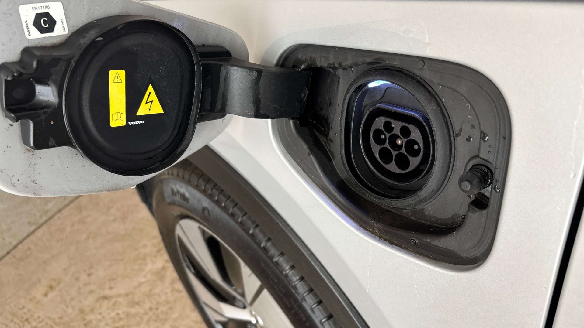 4020810 1.5 T4 Recharge PHEV Plus Dark 5dr Auto