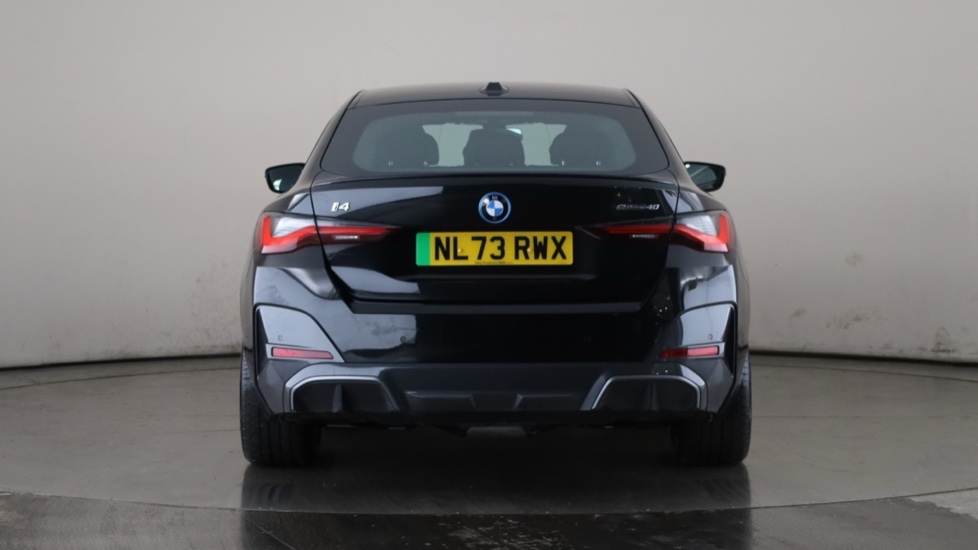 BMW I4 Image 4