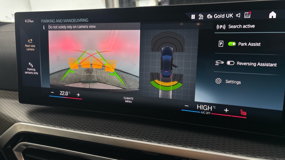 BMW I4 reverse camera